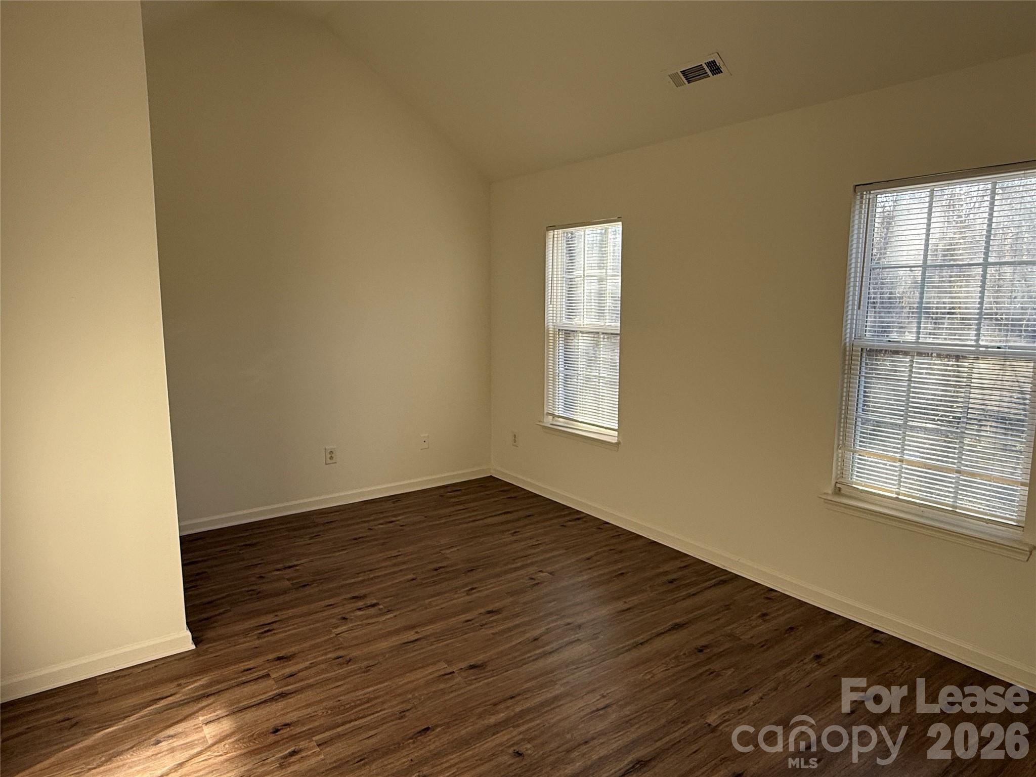 6319 Elliott Drive Property Photo 9