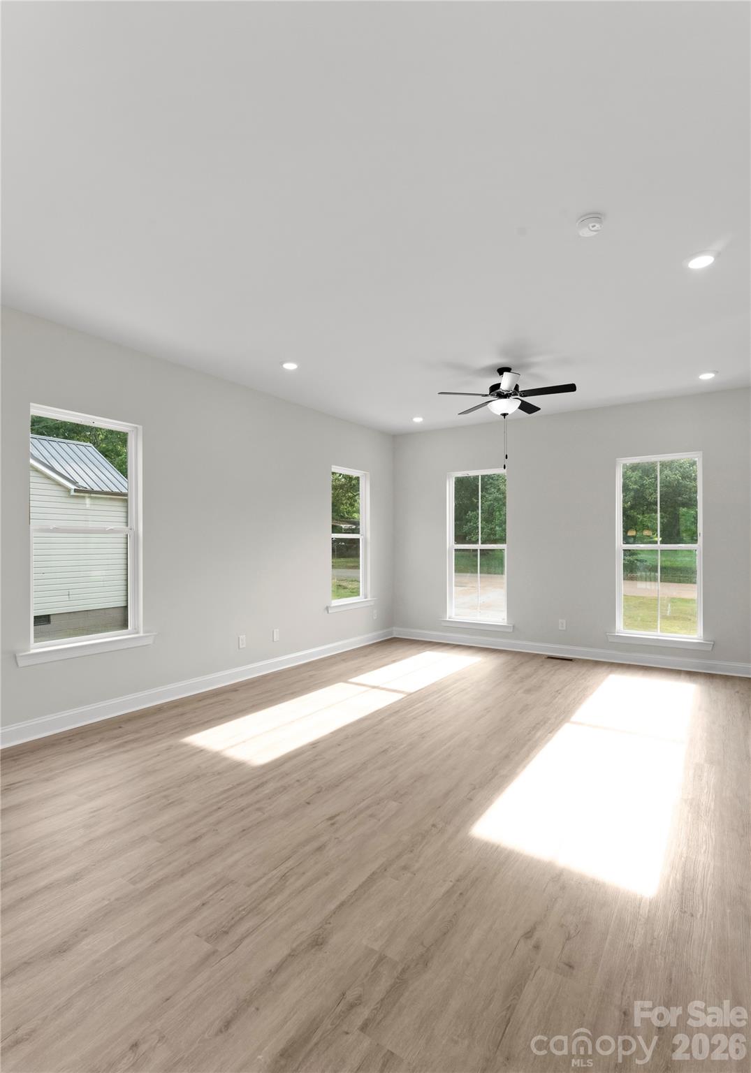 708 Ann Drive Property Photo 32