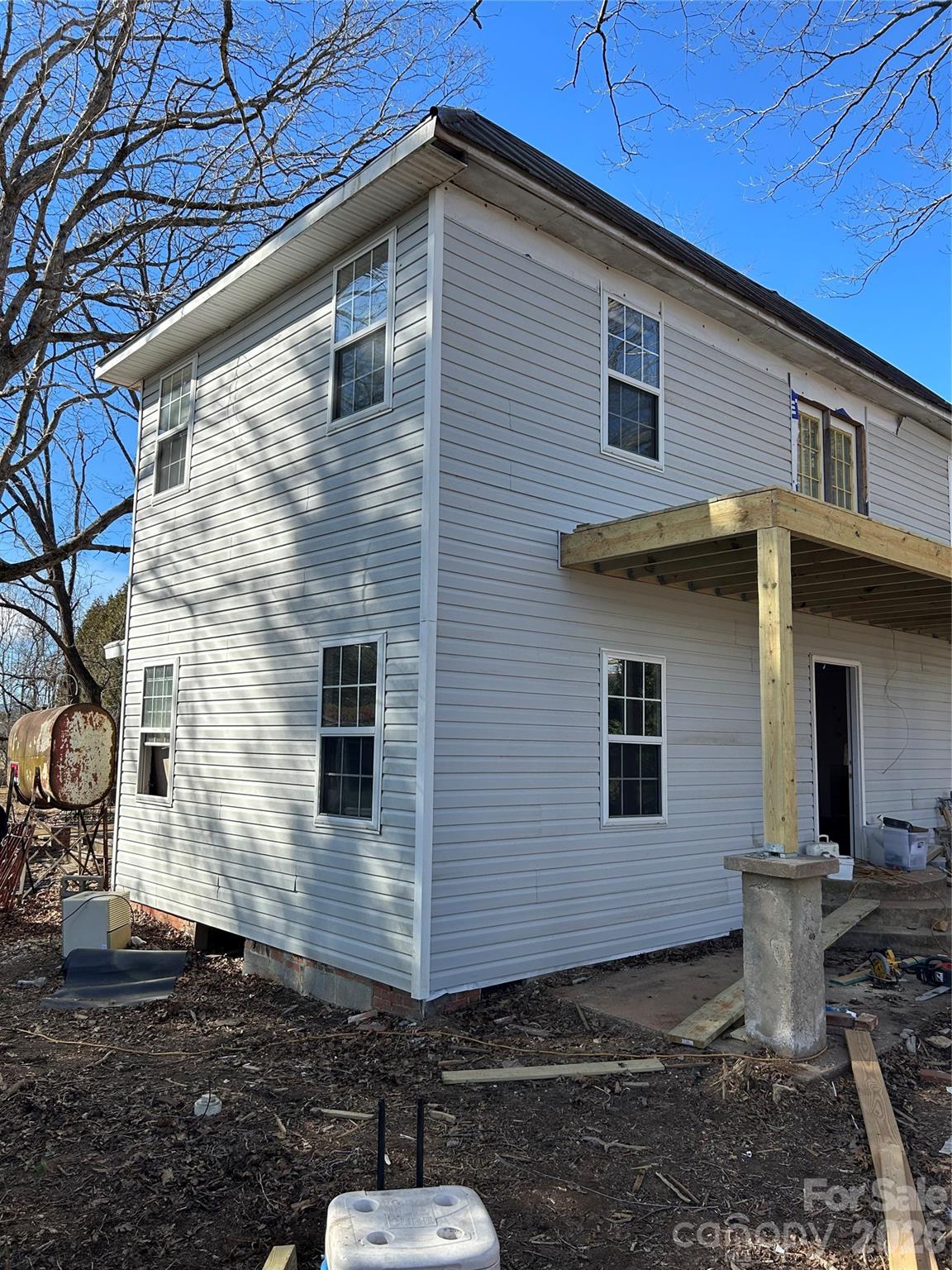 16 Mallory Lane Property Photo 1
