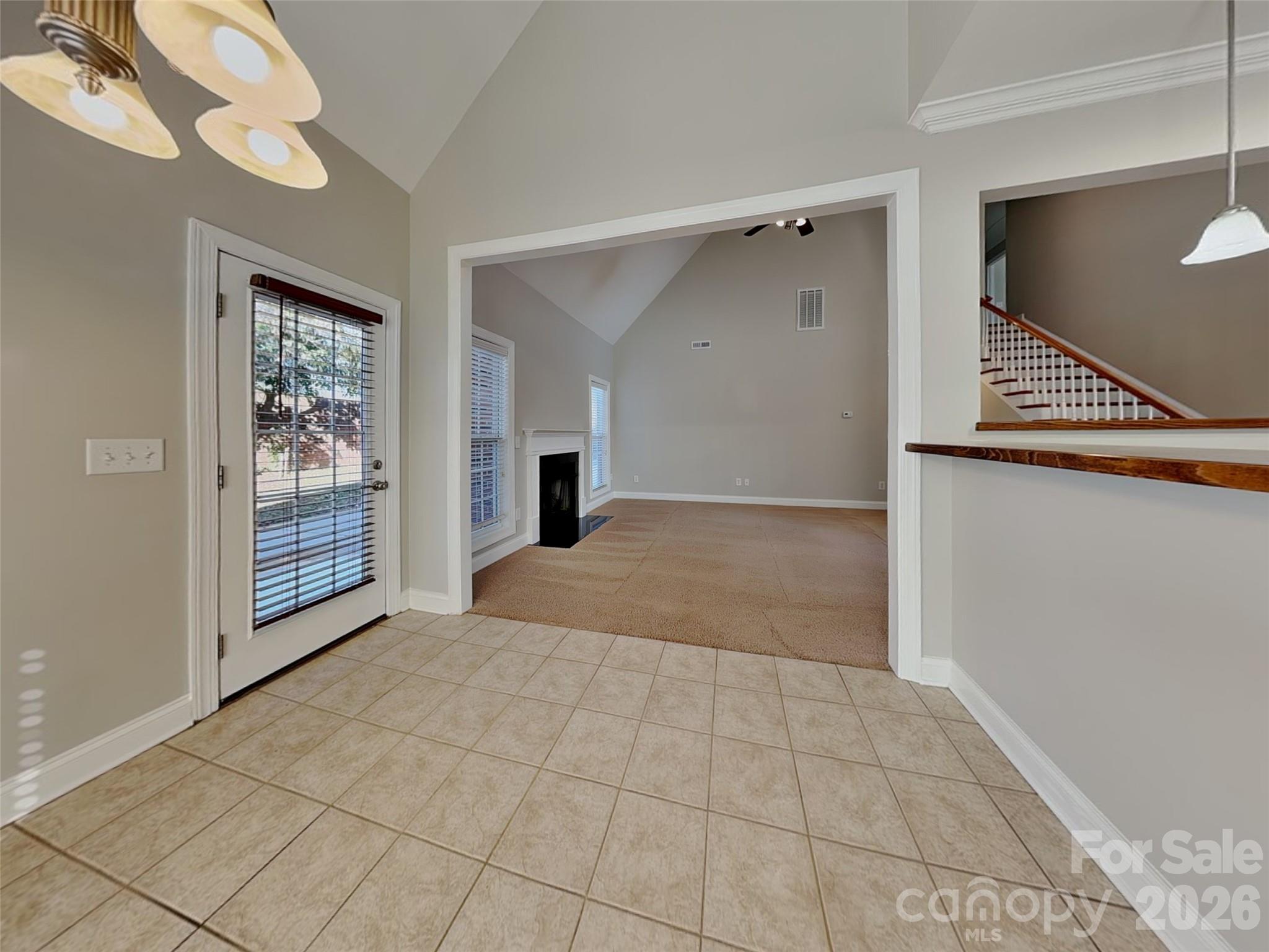 2562 Firethorn Court Property Photo 7