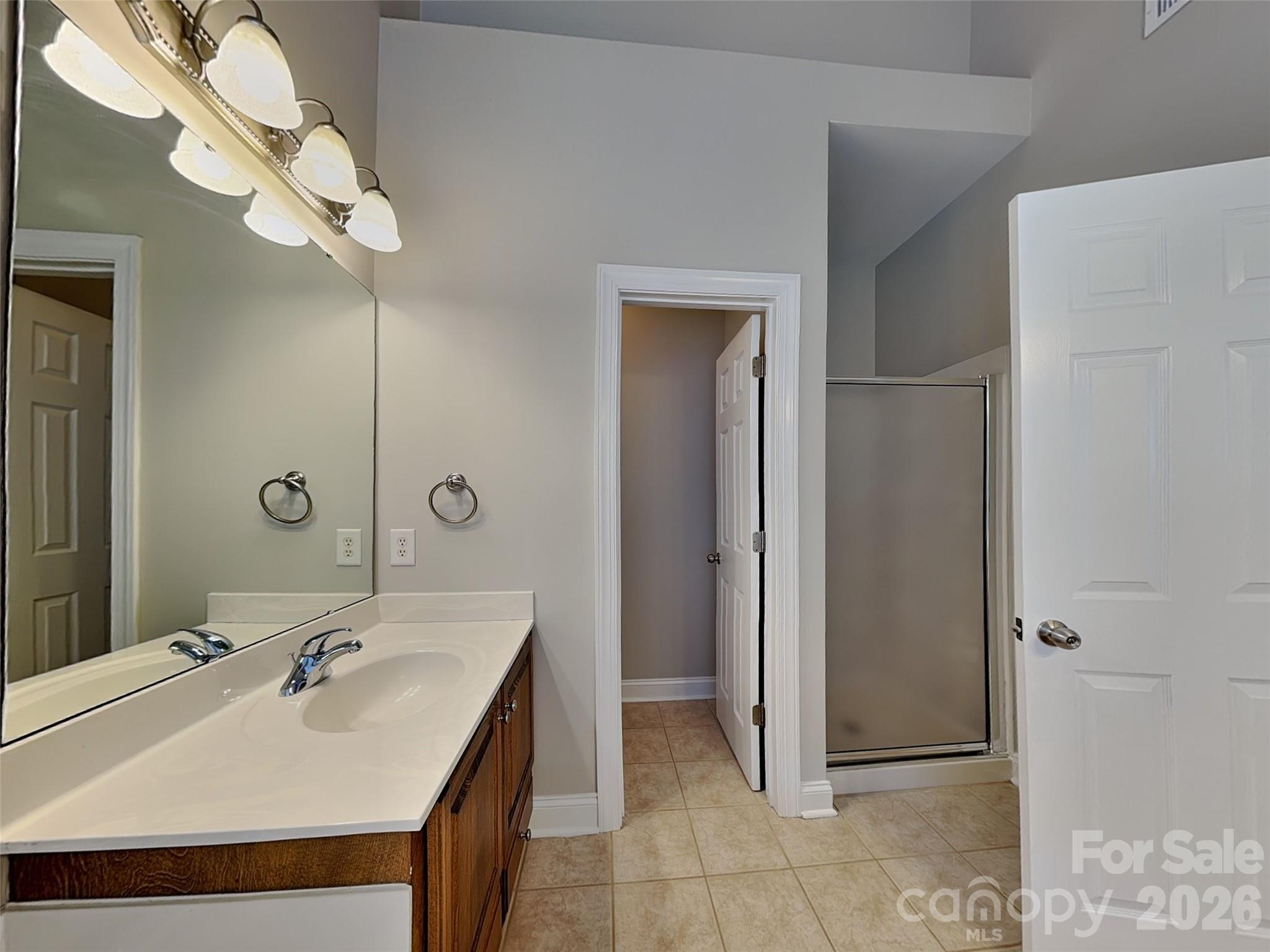 2562 Firethorn Court Property Photo 13
