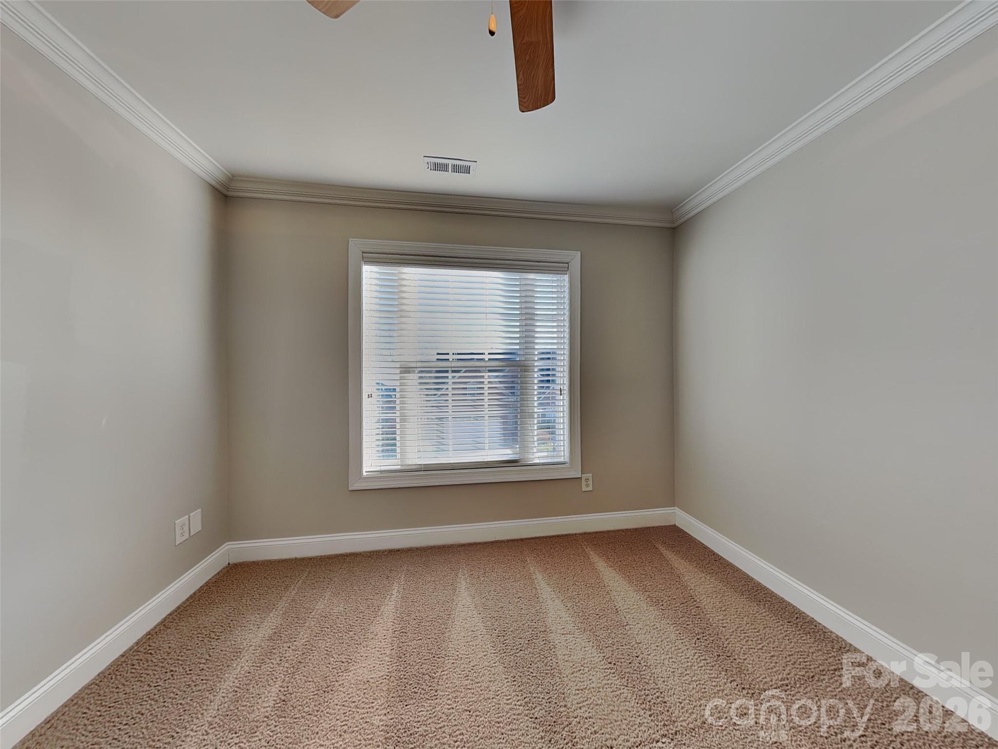 2562 Firethorn Court Property Photo 17