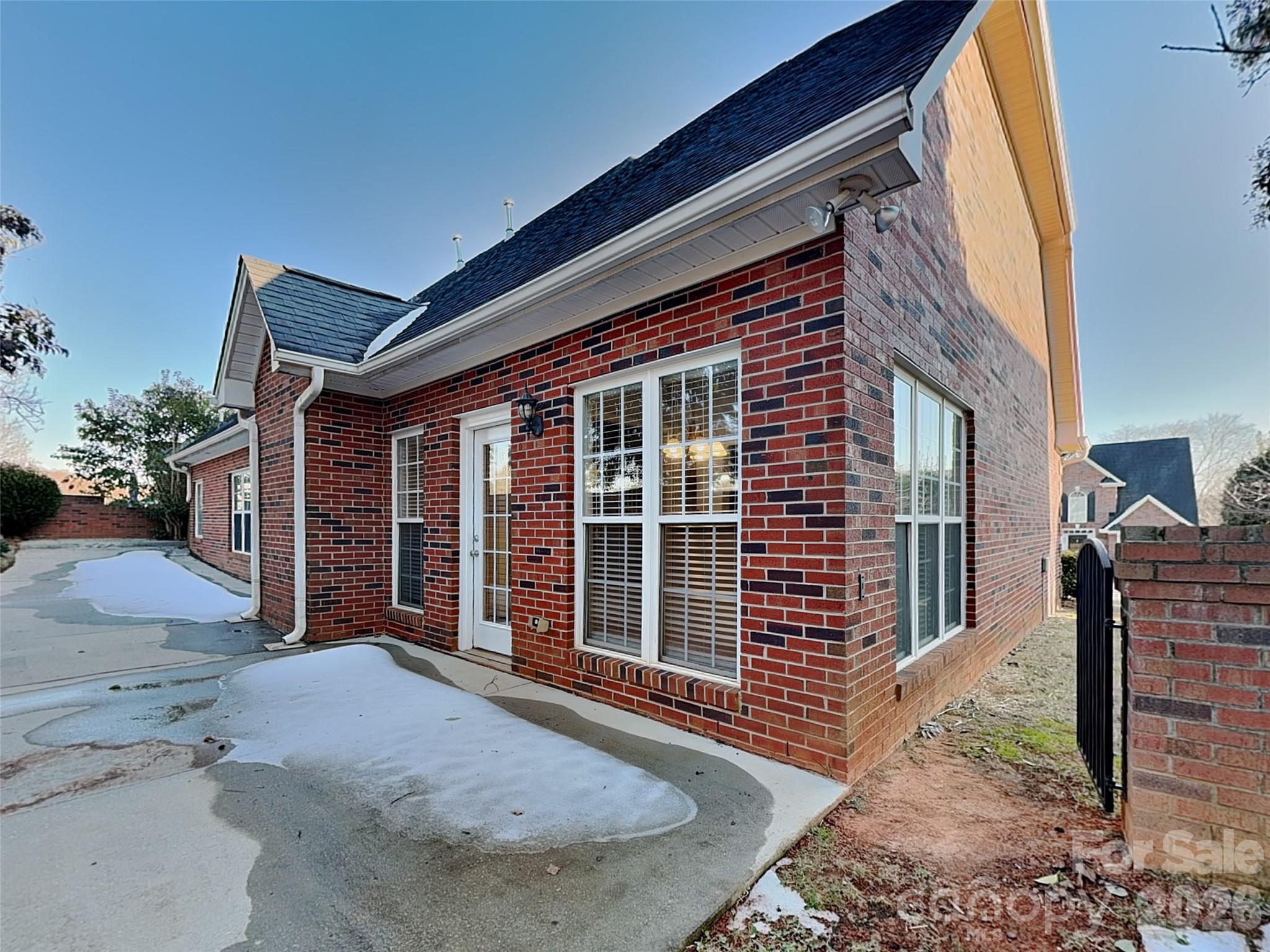 2562 Firethorn Court Property Photo 19