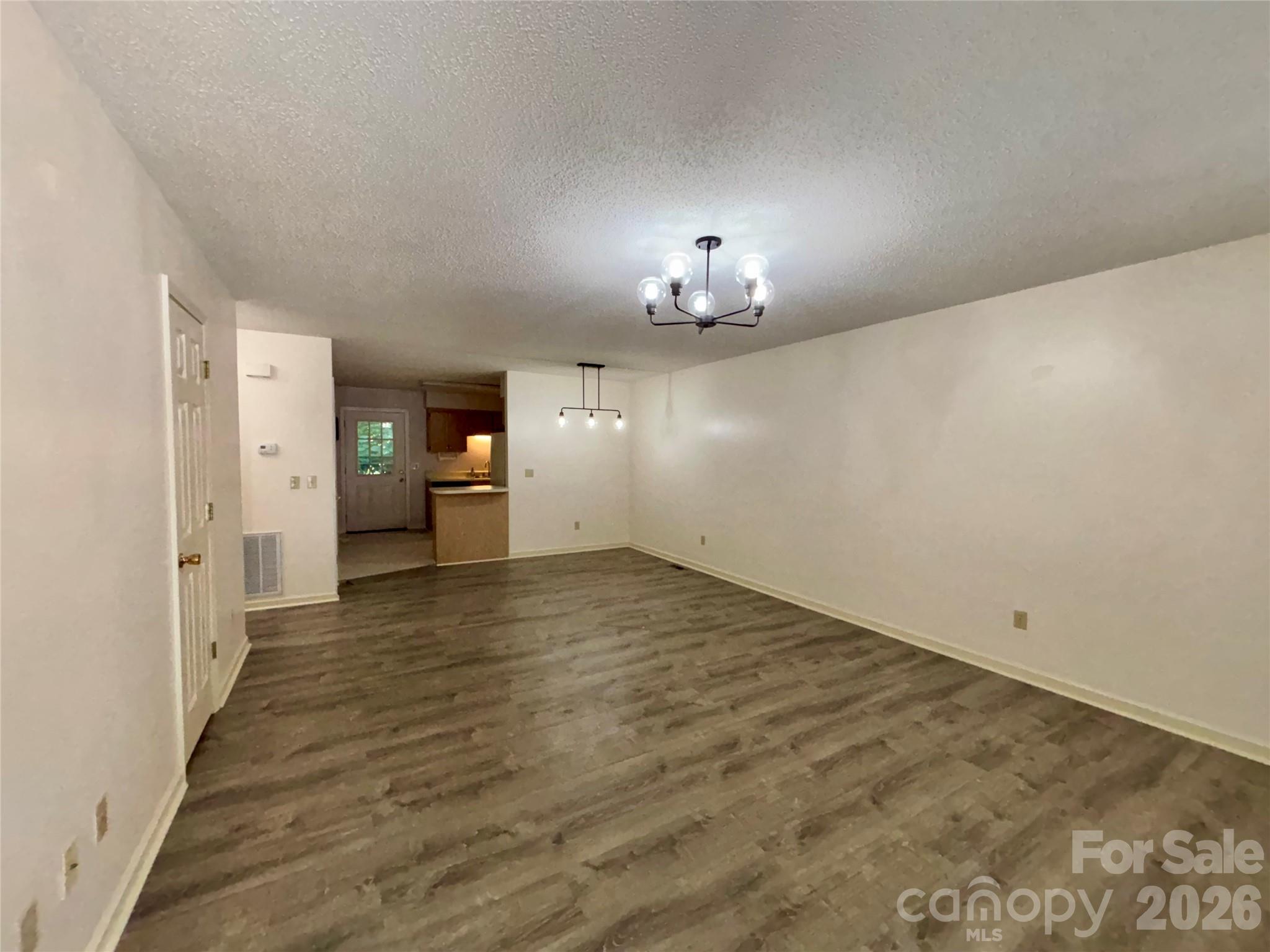 160 Whispering Pines Drive Property Photo 6