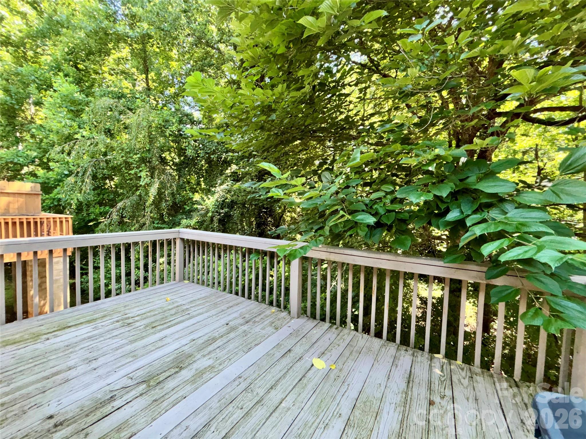 160 Whispering Pines Drive Property Photo 26