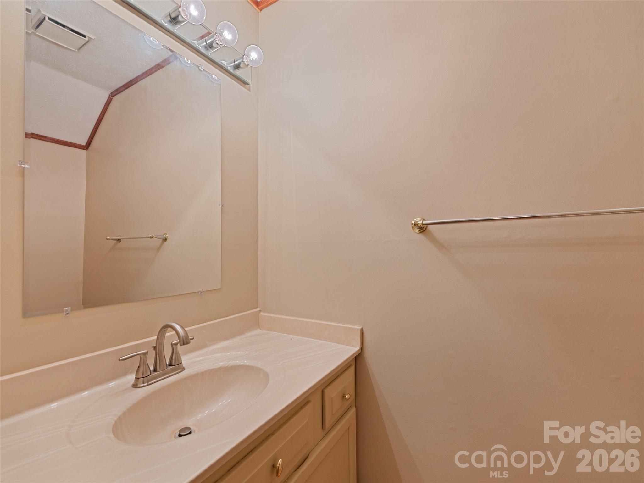 36 Mulberry Lane Property Photo 12