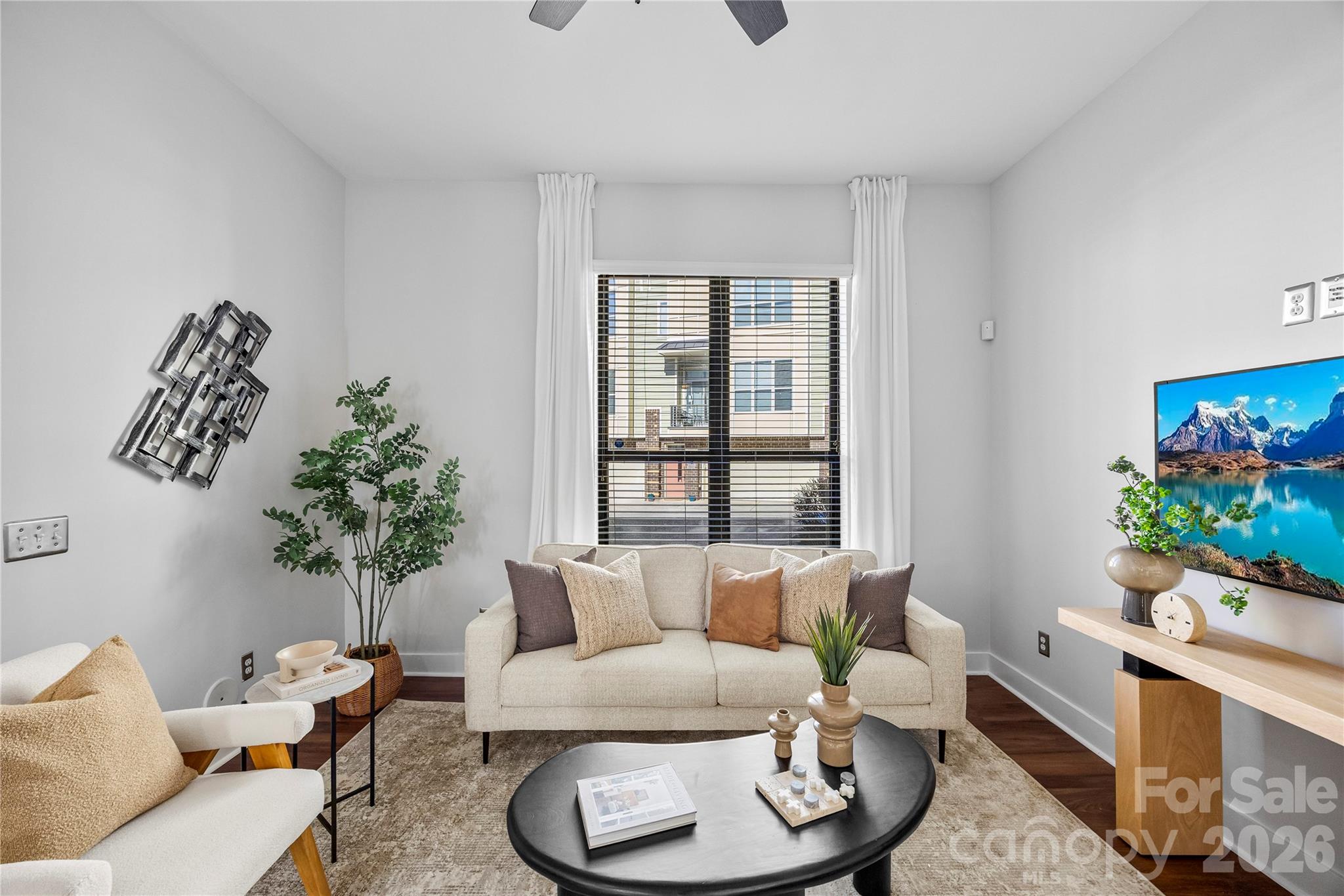 530 Steel Gardens Boulevard Property Photo 6