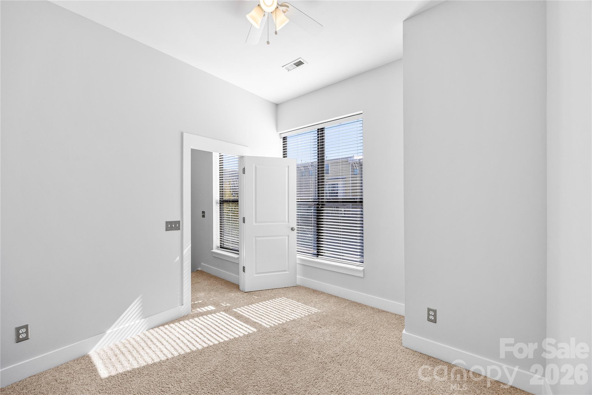 530 Steel Gardens Boulevard Property Photo 19
