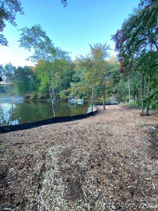 5747 Lake Pointe Drive Property Photo 15