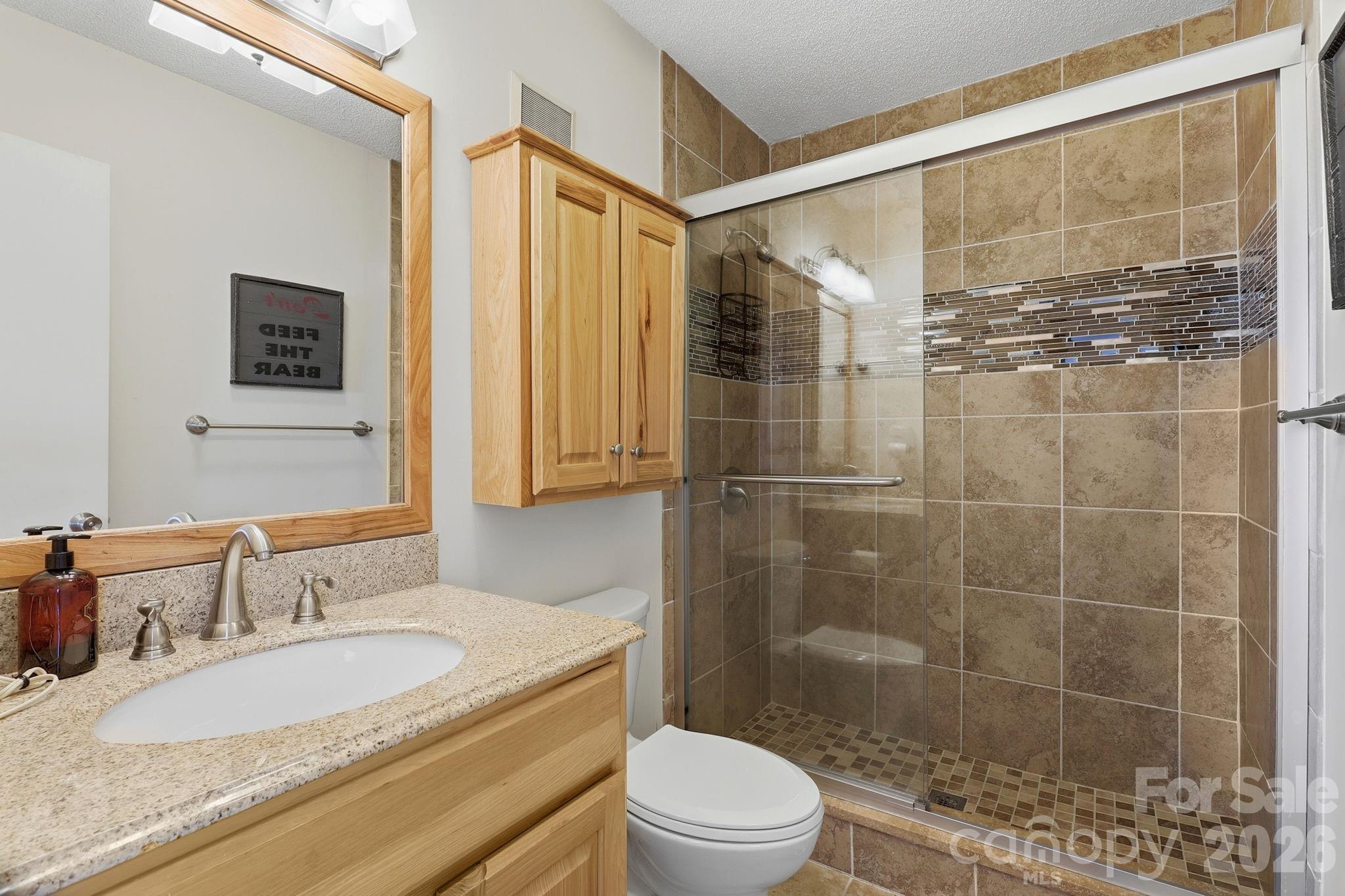 301 Pinnacle Inn Road 4208 Property Photo 12