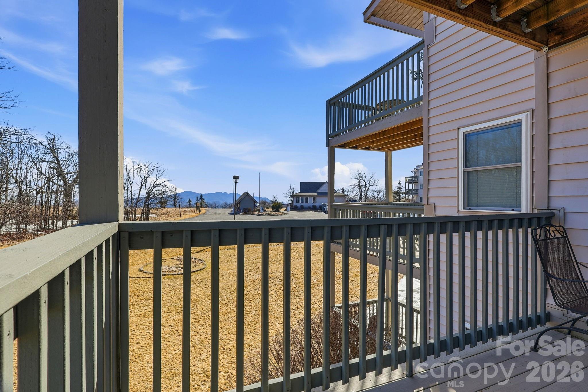 301 Pinnacle Inn Road 4208 Property Photo 13
