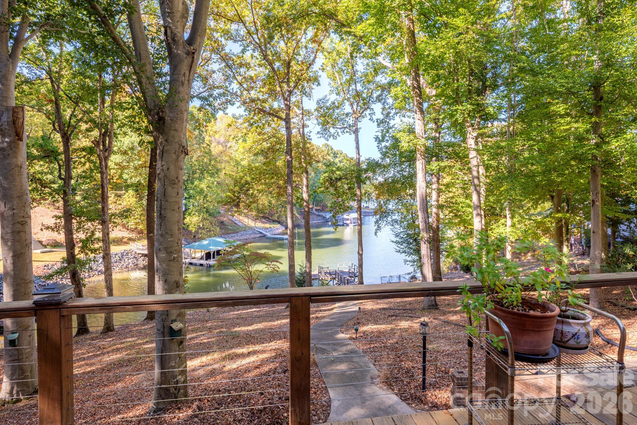 151 Bridlewood Drive Property Photo 4