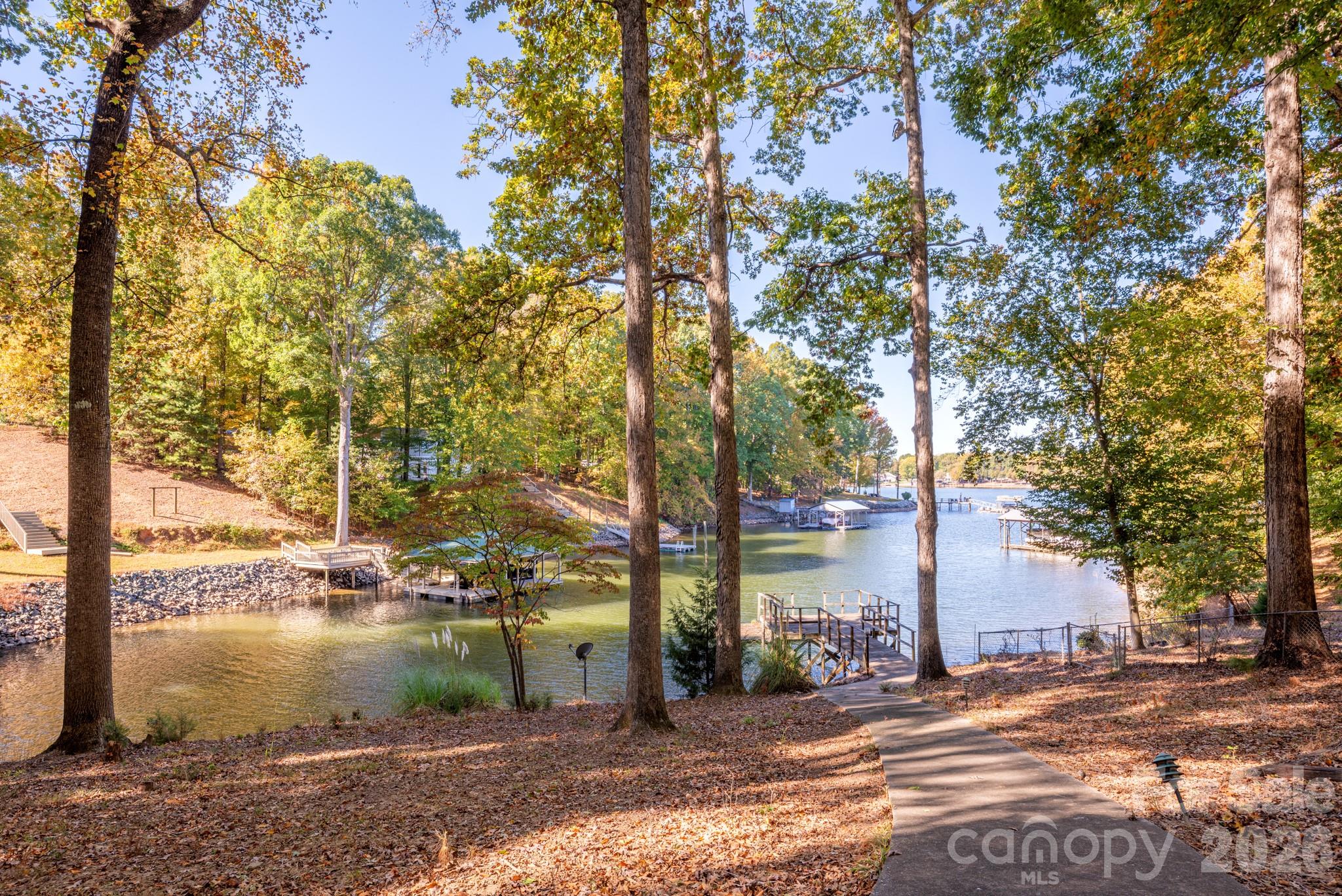 151 Bridlewood Drive Property Photo 10