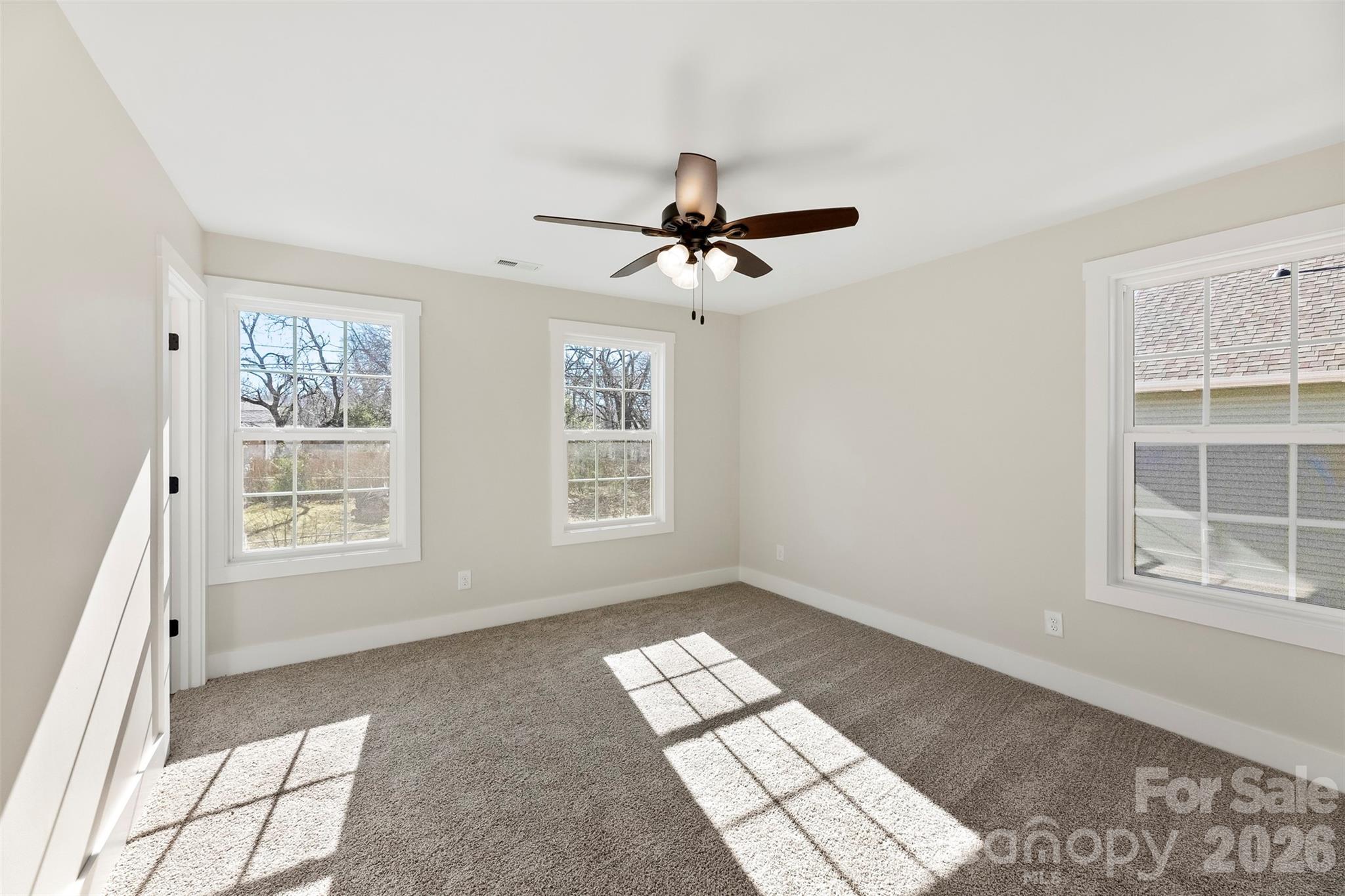 205 Putnam Street Property Photo 15