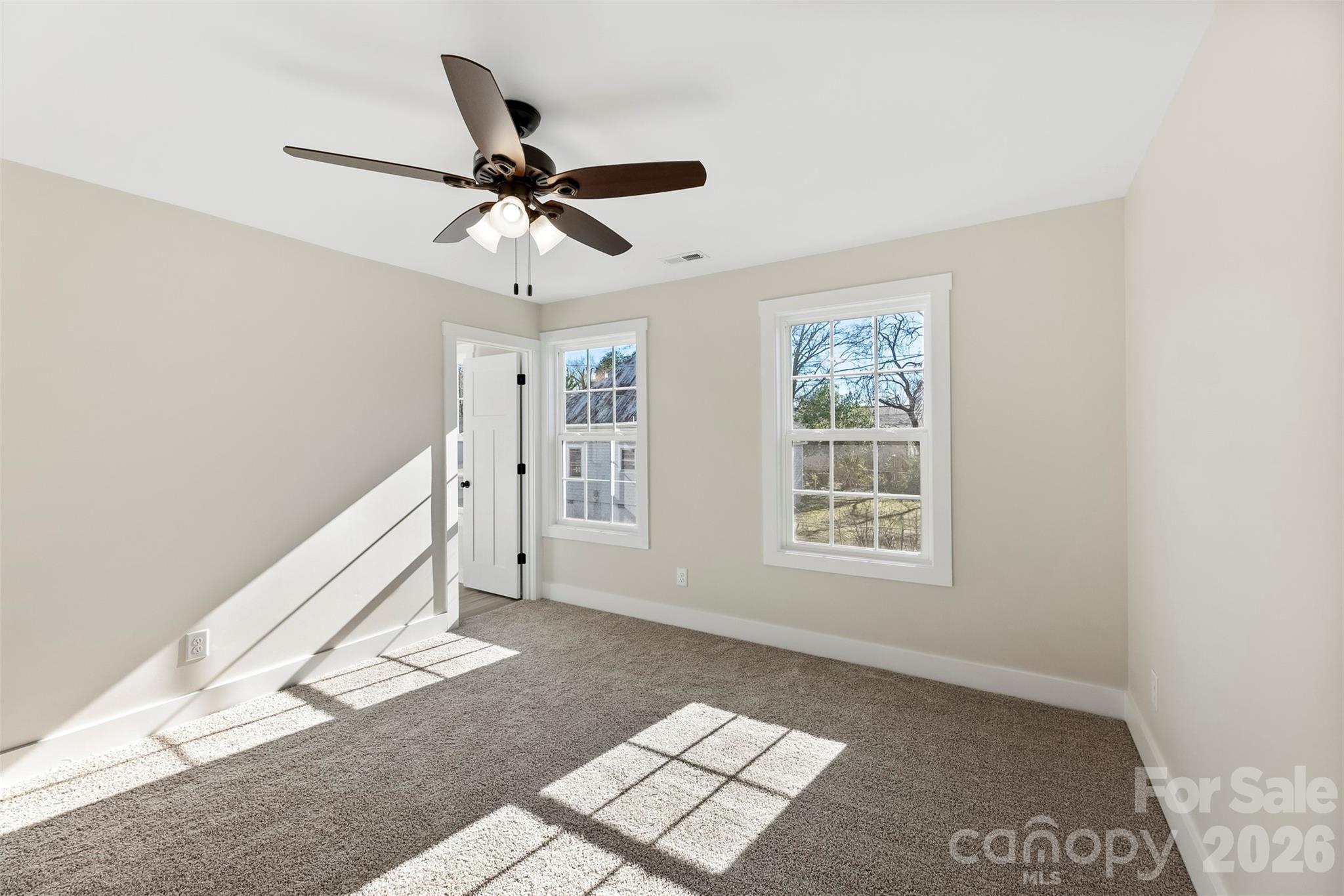 205 Putnam Street Property Photo 18