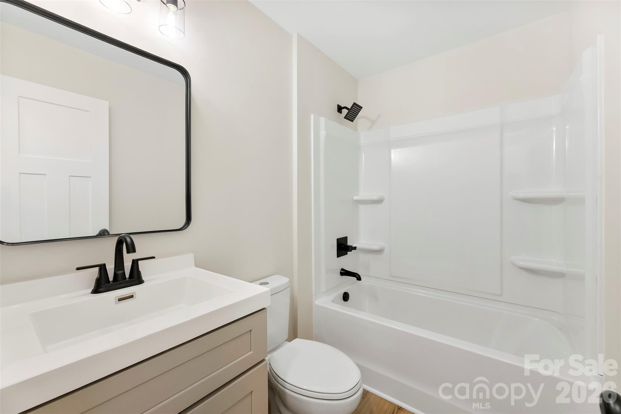 205 Putnam Street Property Photo 24