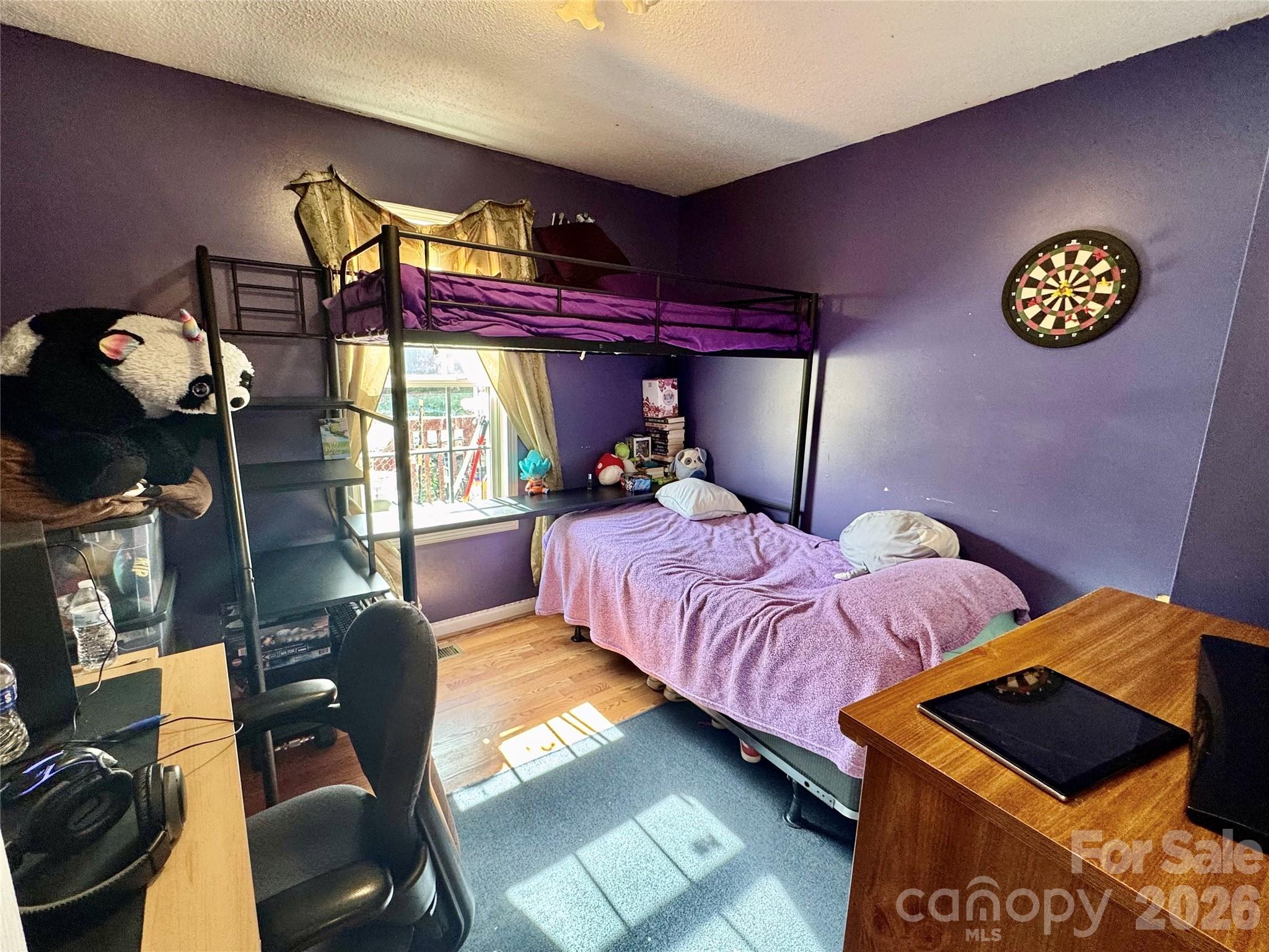 1019 W 7th Avenue Property Photo 13