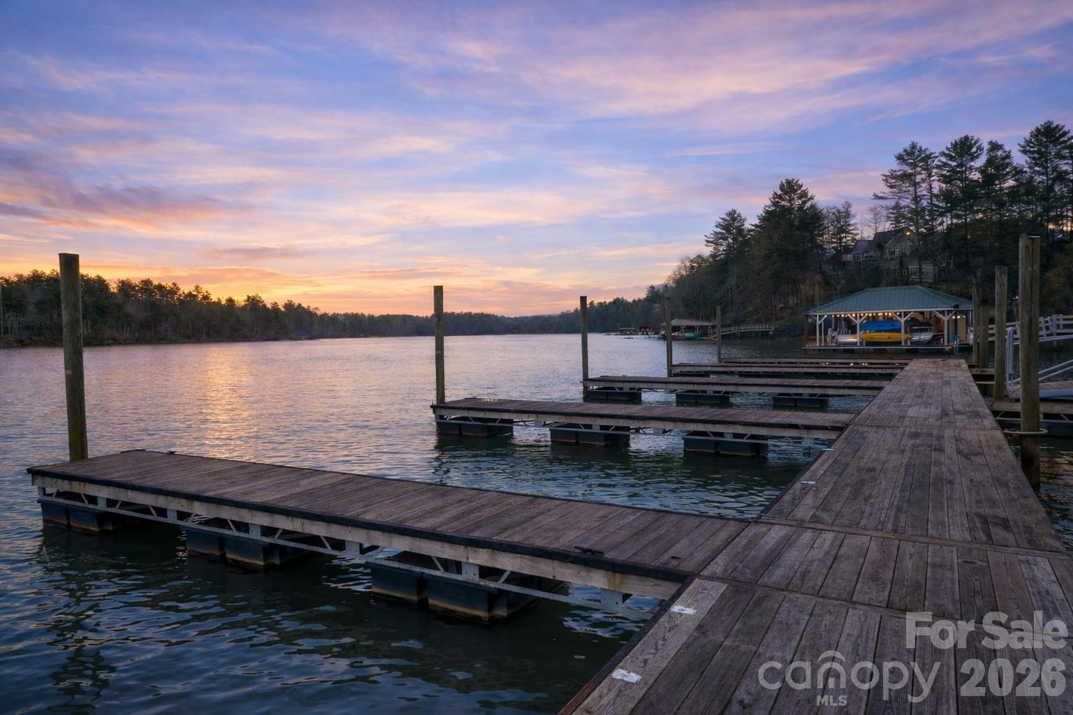 1144 Lakeside Way Property Photo 3
