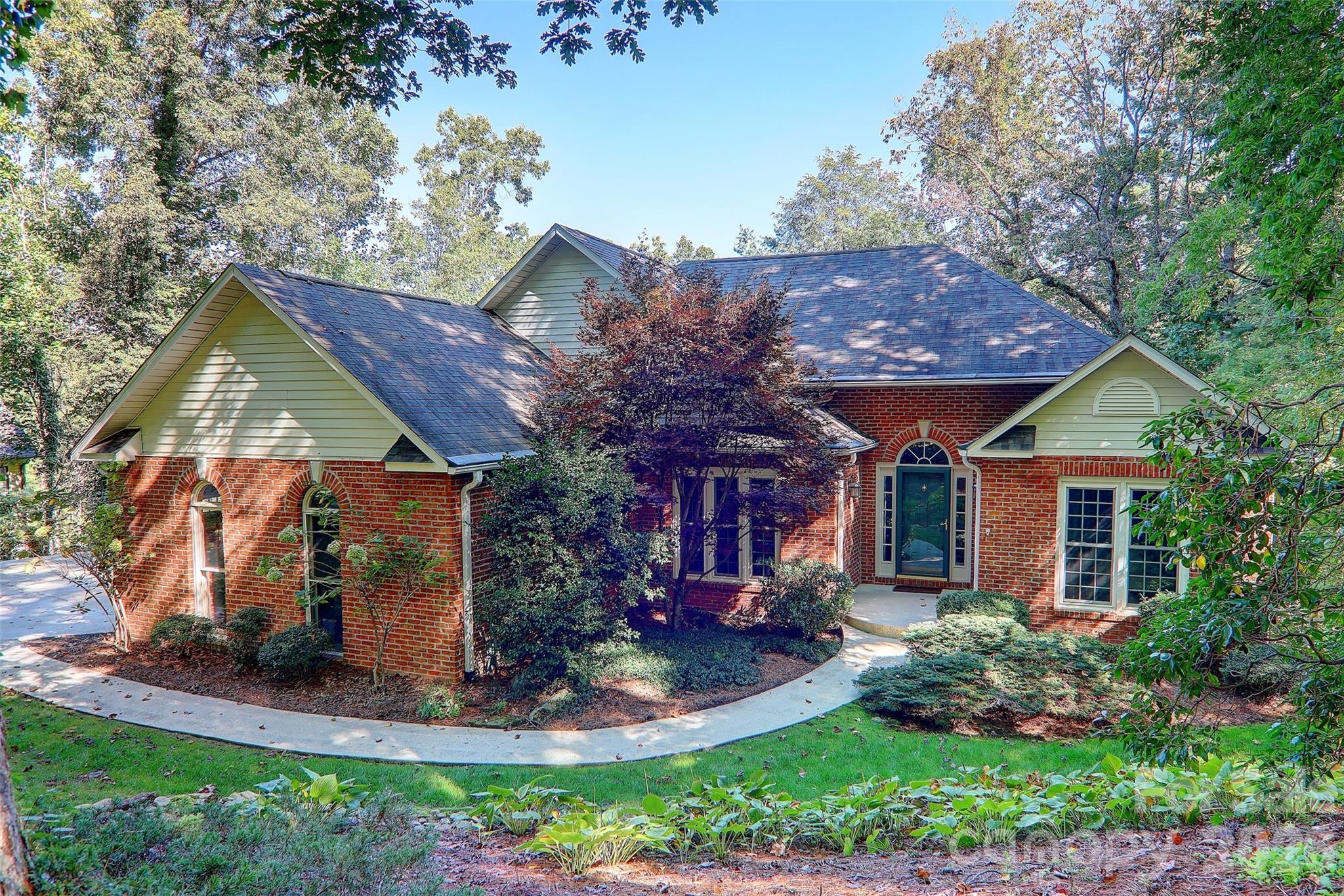 741 Zelda Court Property Photo 1