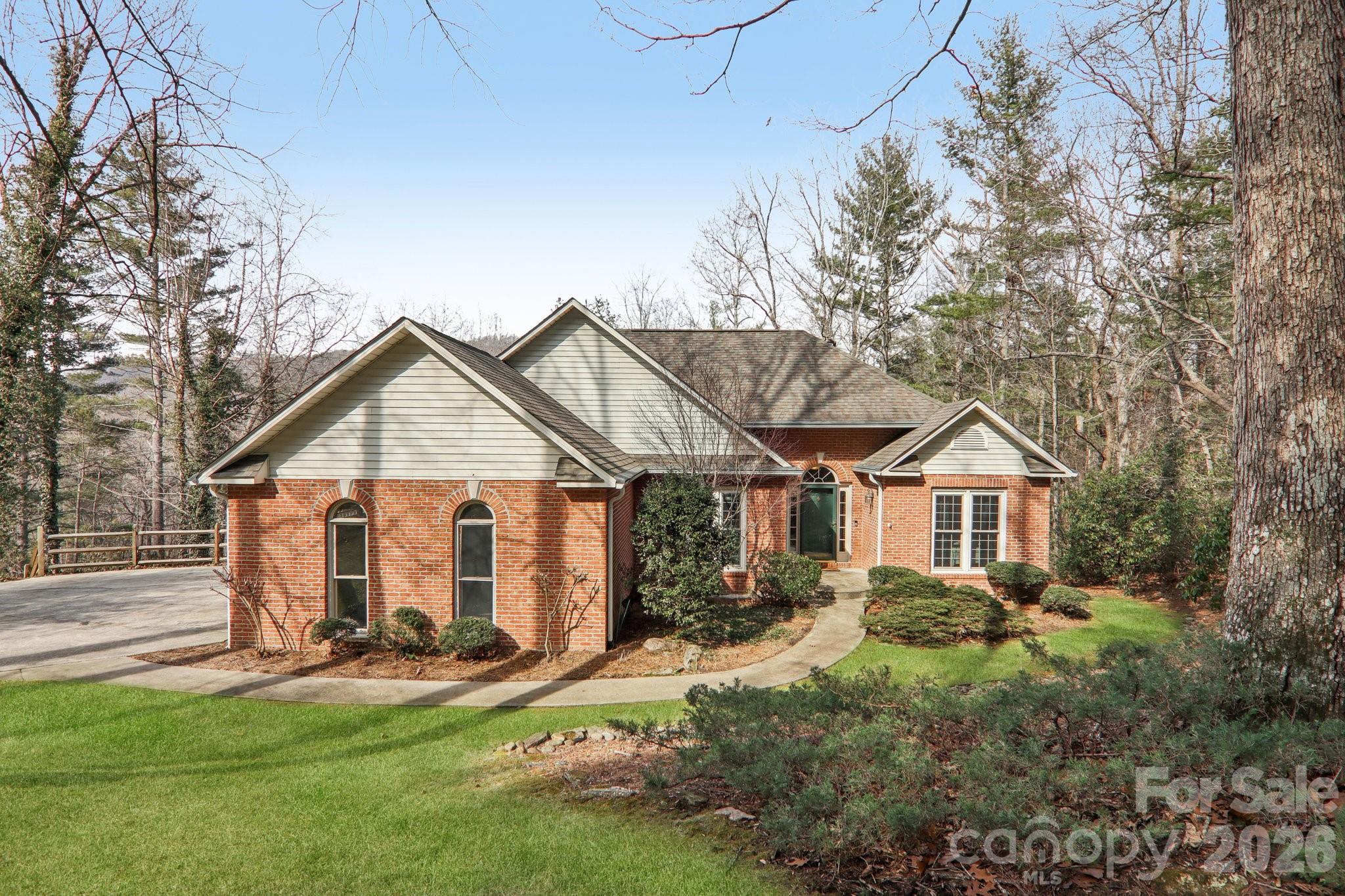 741 Zelda Court Property Photo 5