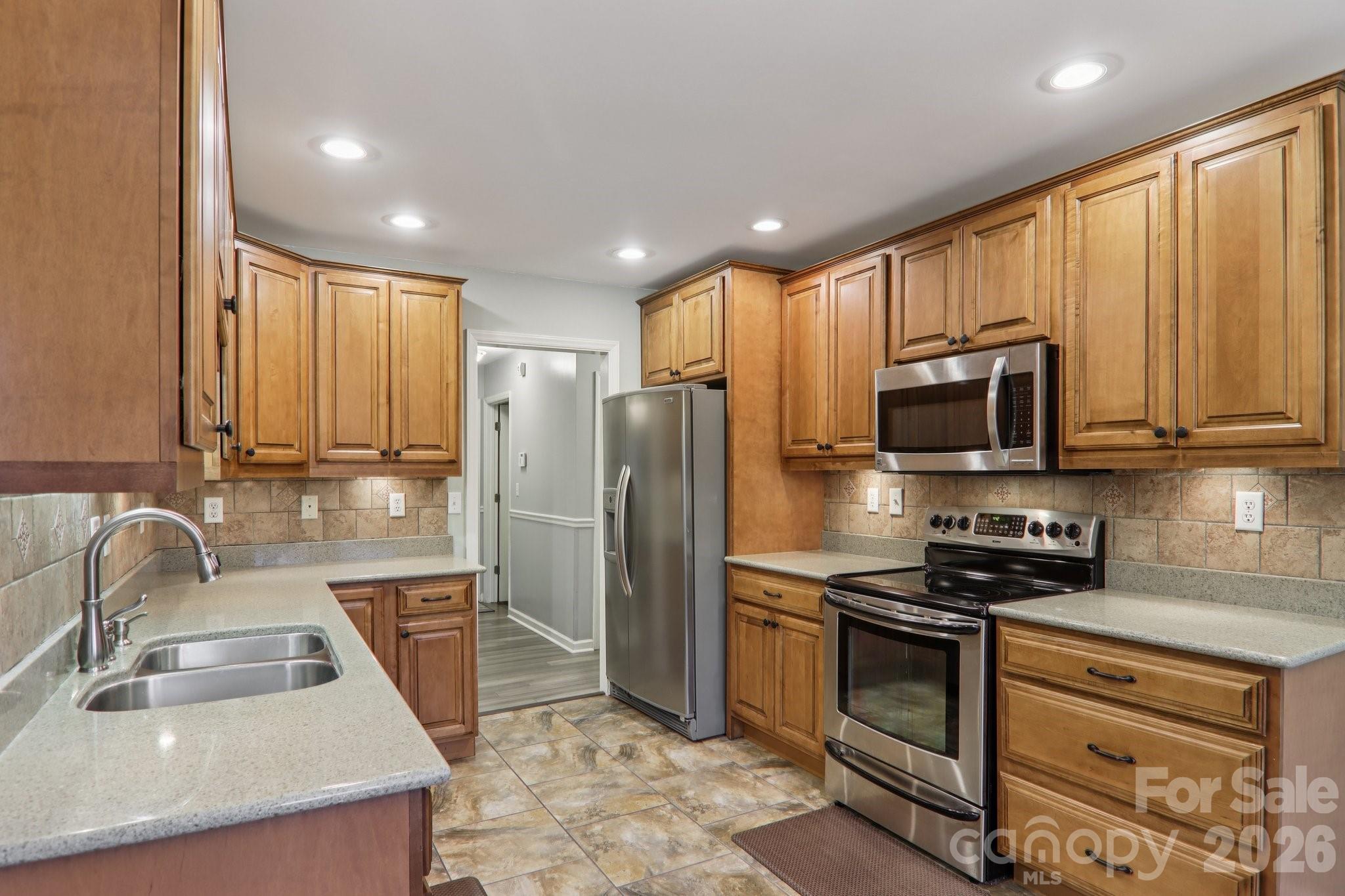 741 Zelda Court Property Photo 16