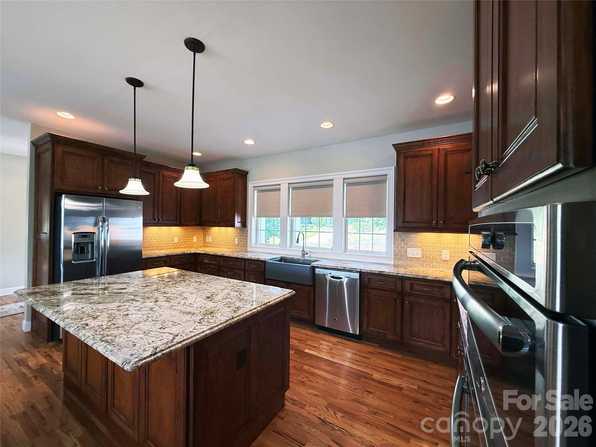 490 Mapleton Lane Property Photo 10