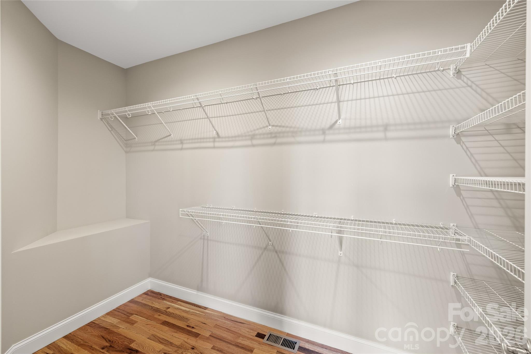 490 Mapleton Lane Property Photo 20