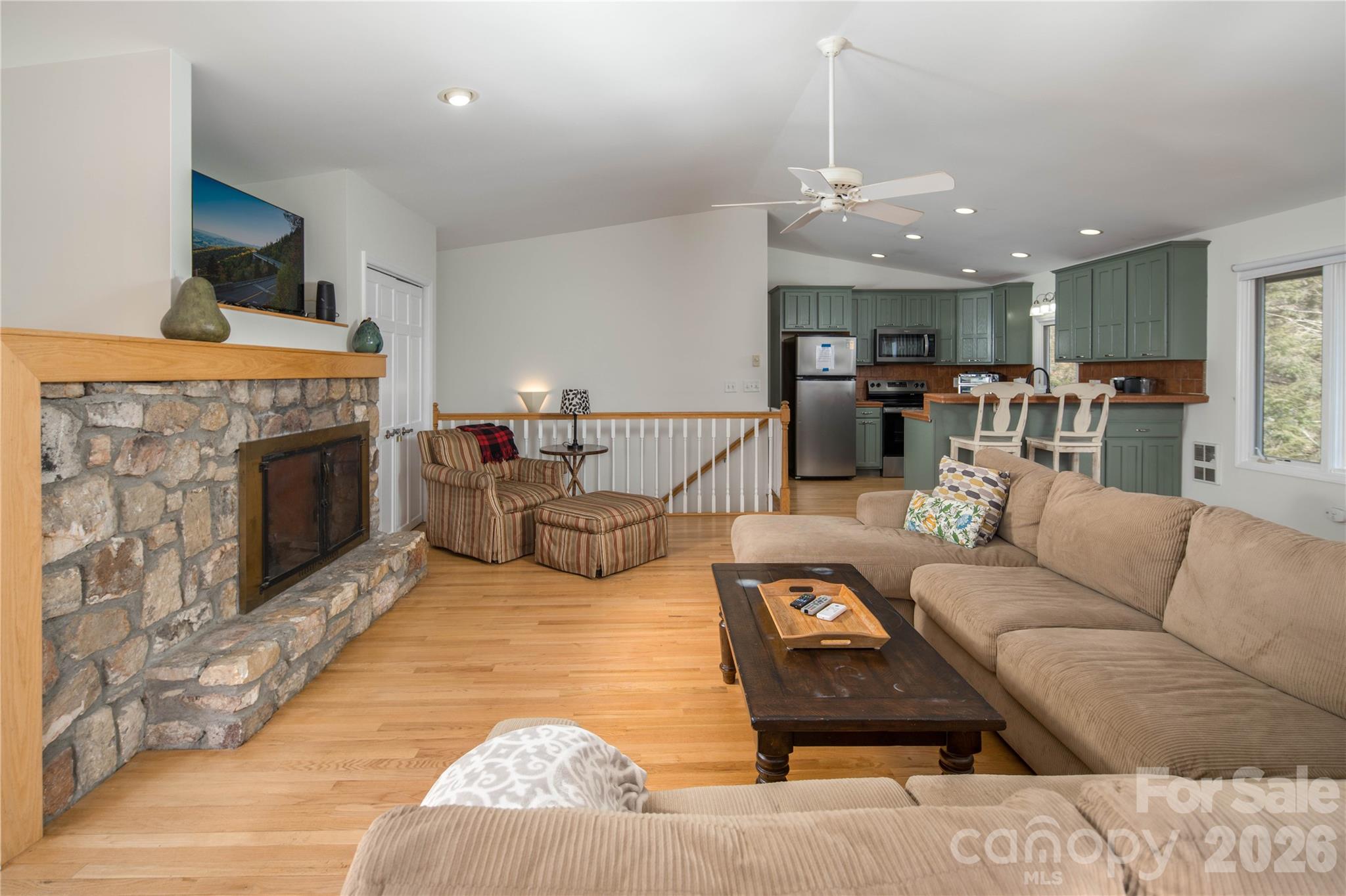 1628 Skyland Drive Property Photo 16
