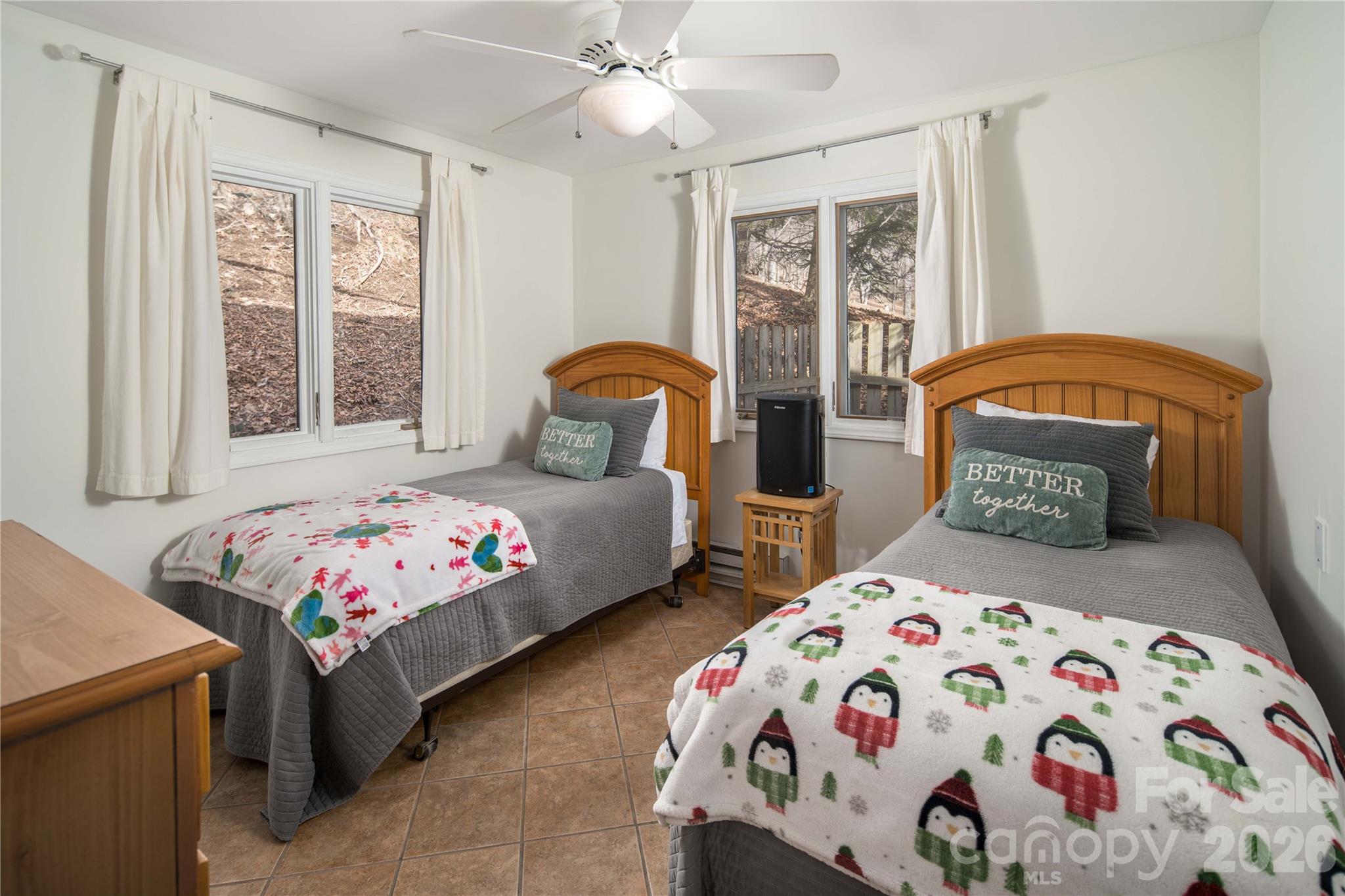 1628 Skyland Drive Property Photo 24