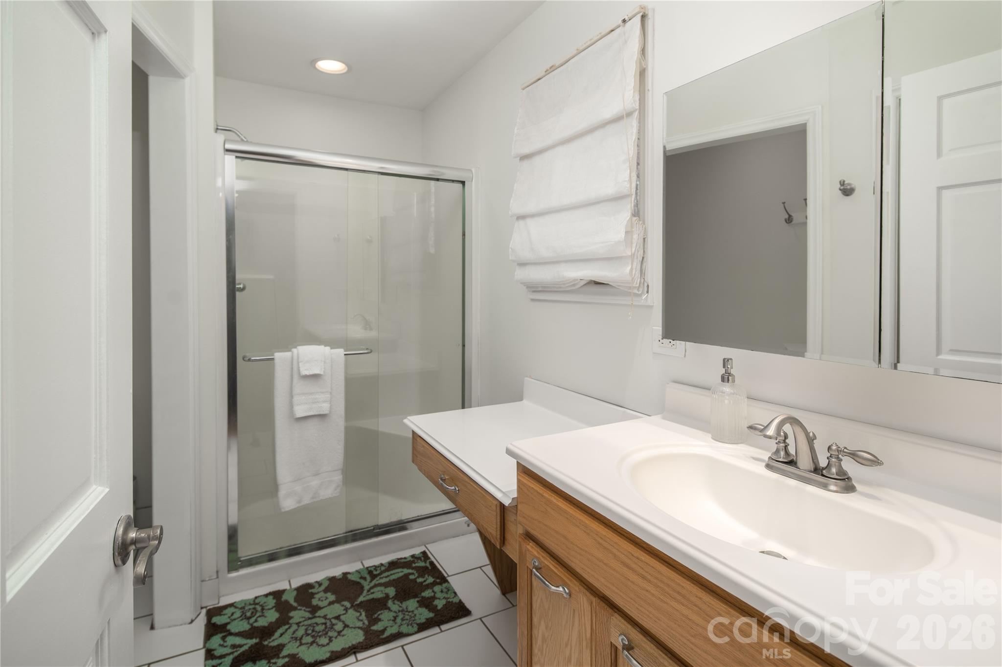 1628 Skyland Drive Property Photo 27