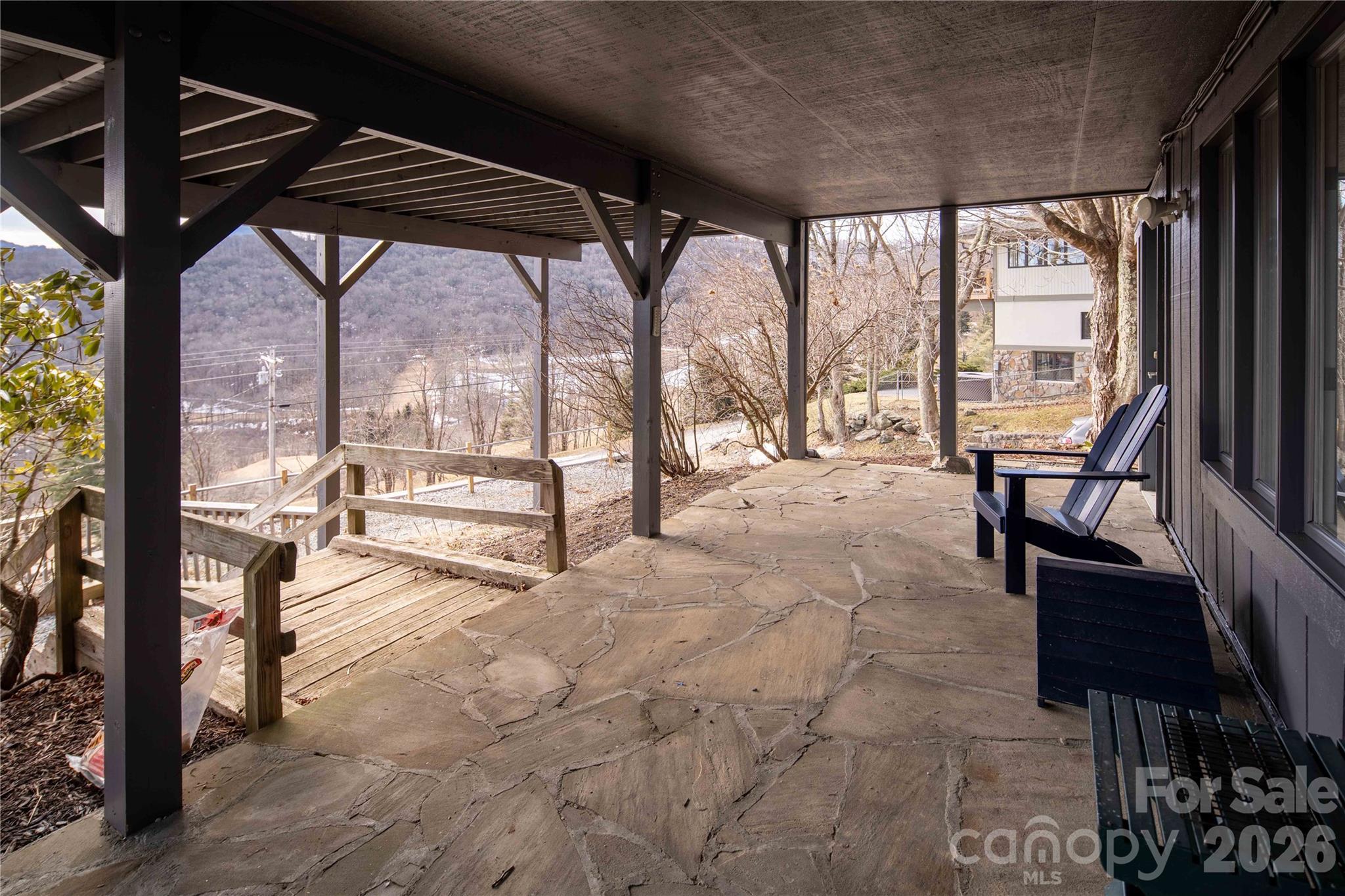 1628 Skyland Drive Property Photo 38