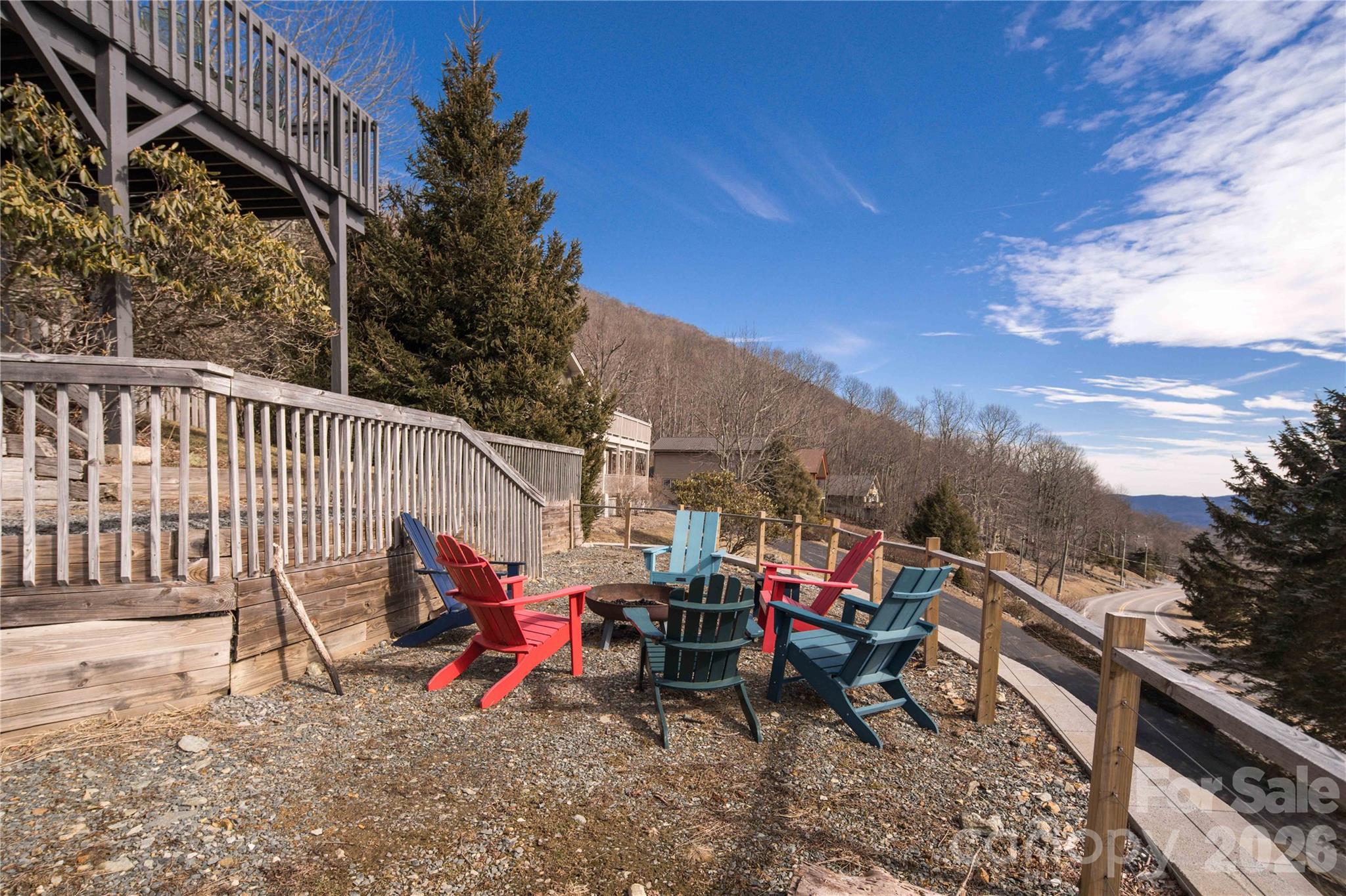 1628 Skyland Drive Property Photo 40