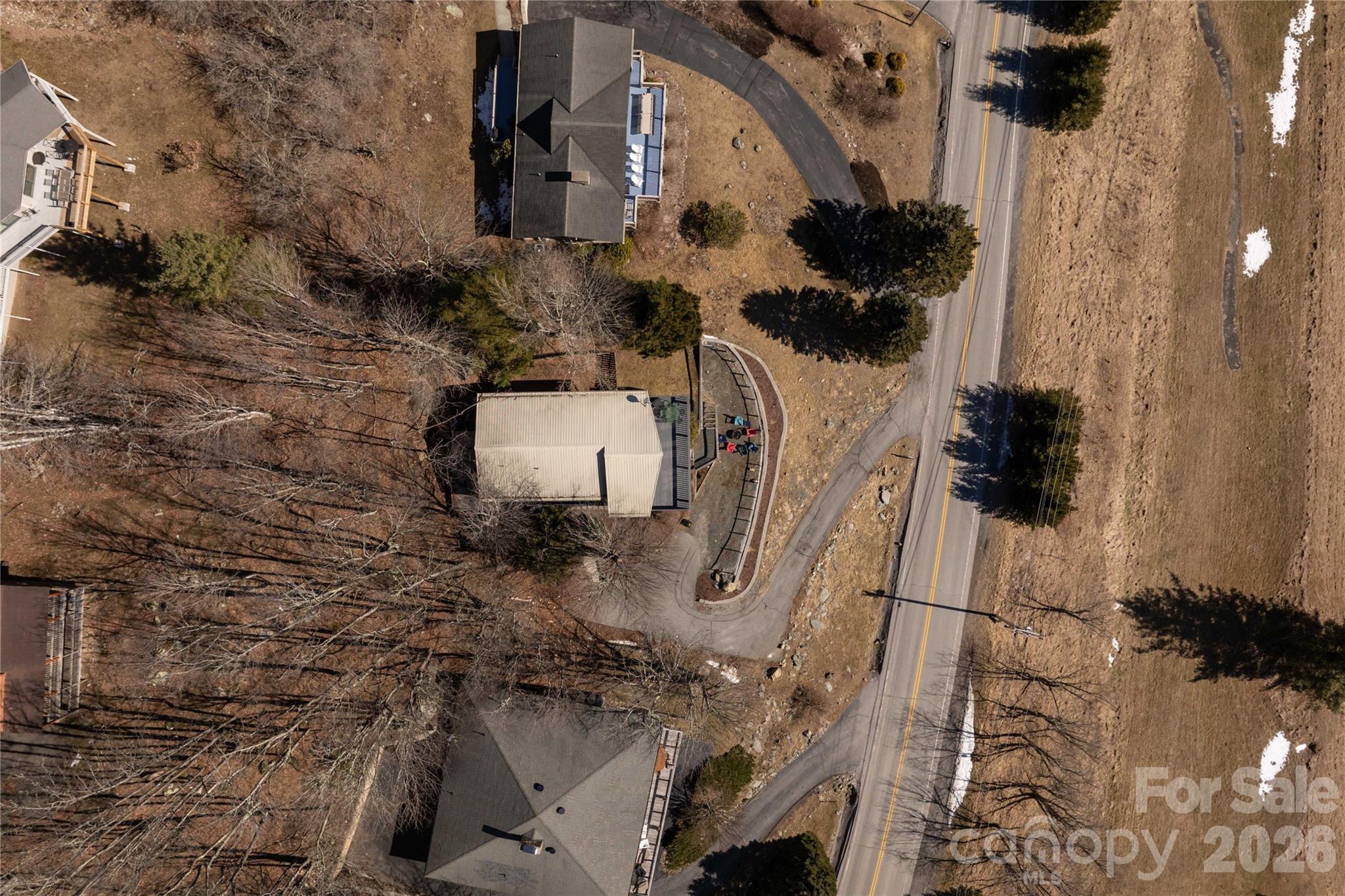 1628 Skyland Drive Property Photo 48