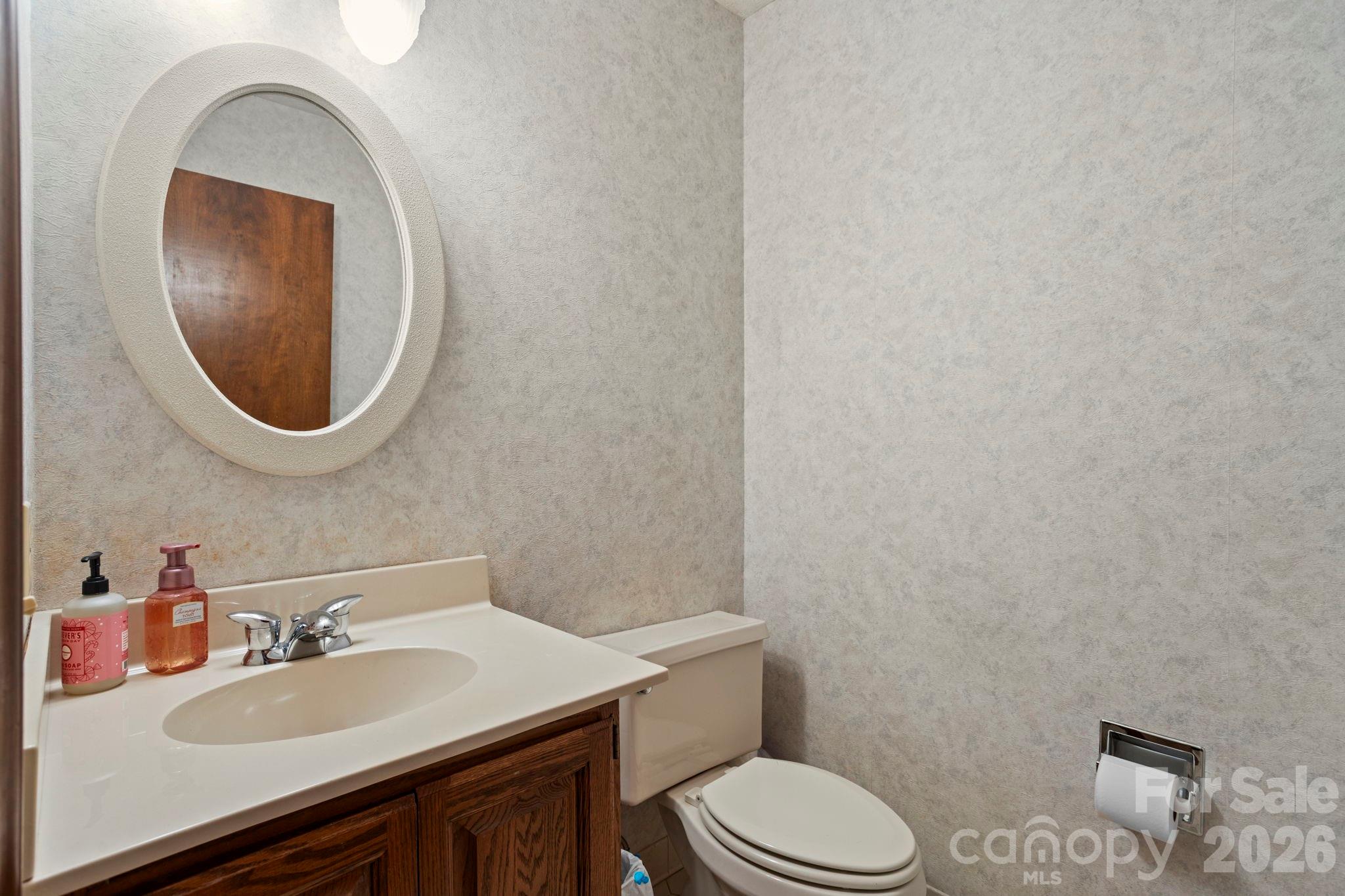404 W Browning Road Property Photo 21