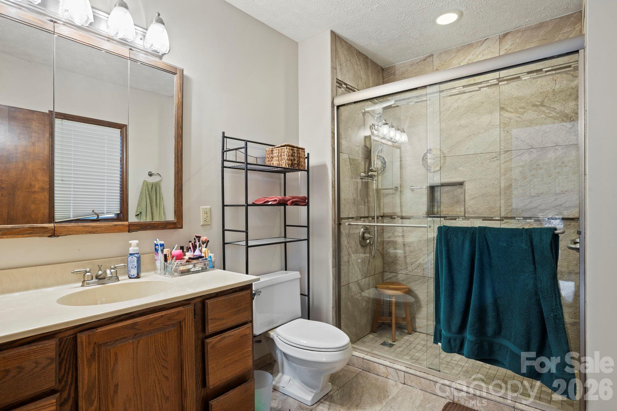 404 W Browning Road Property Photo 27