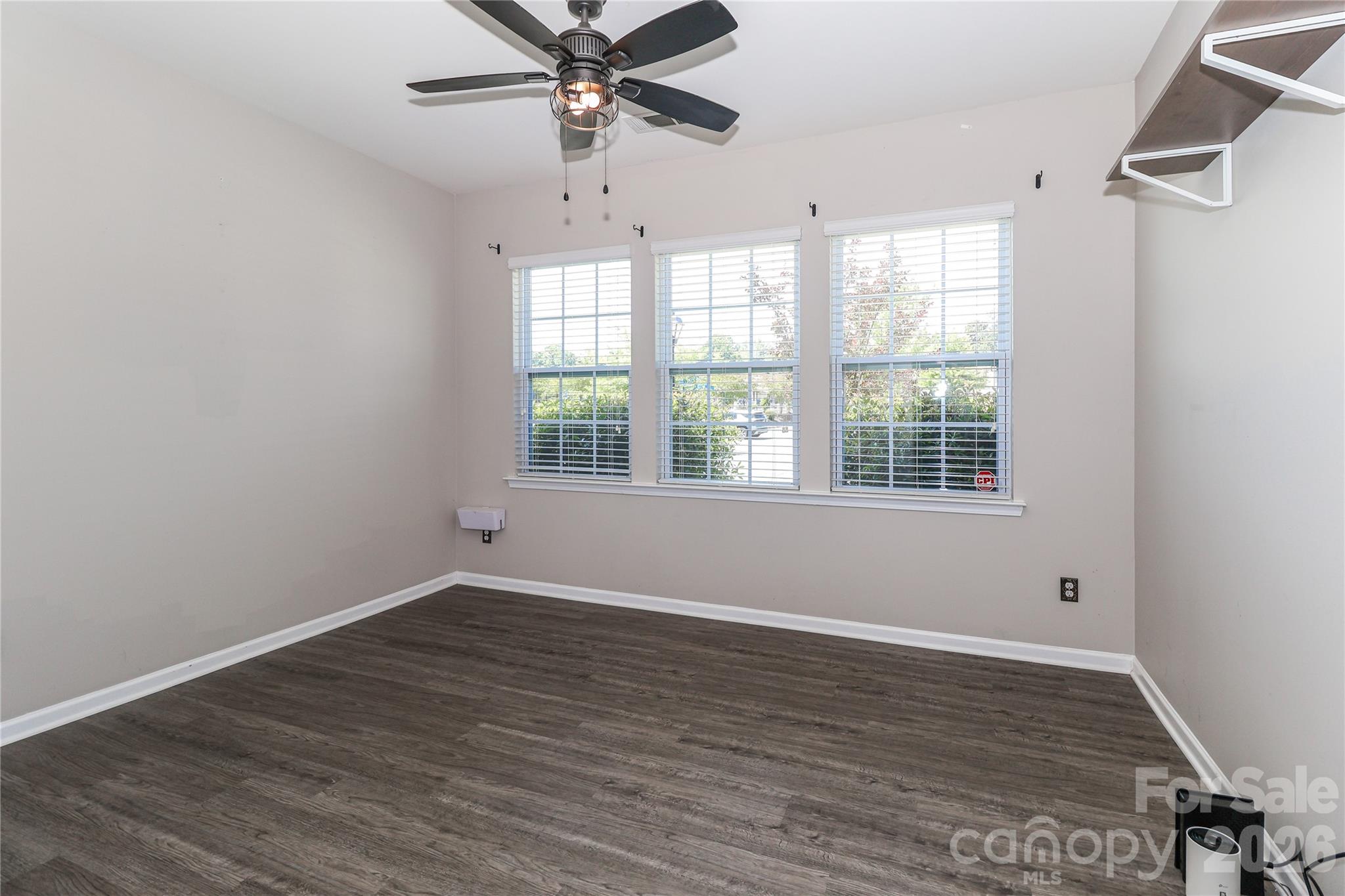 180 N Cromwell Drive Property Photo 37