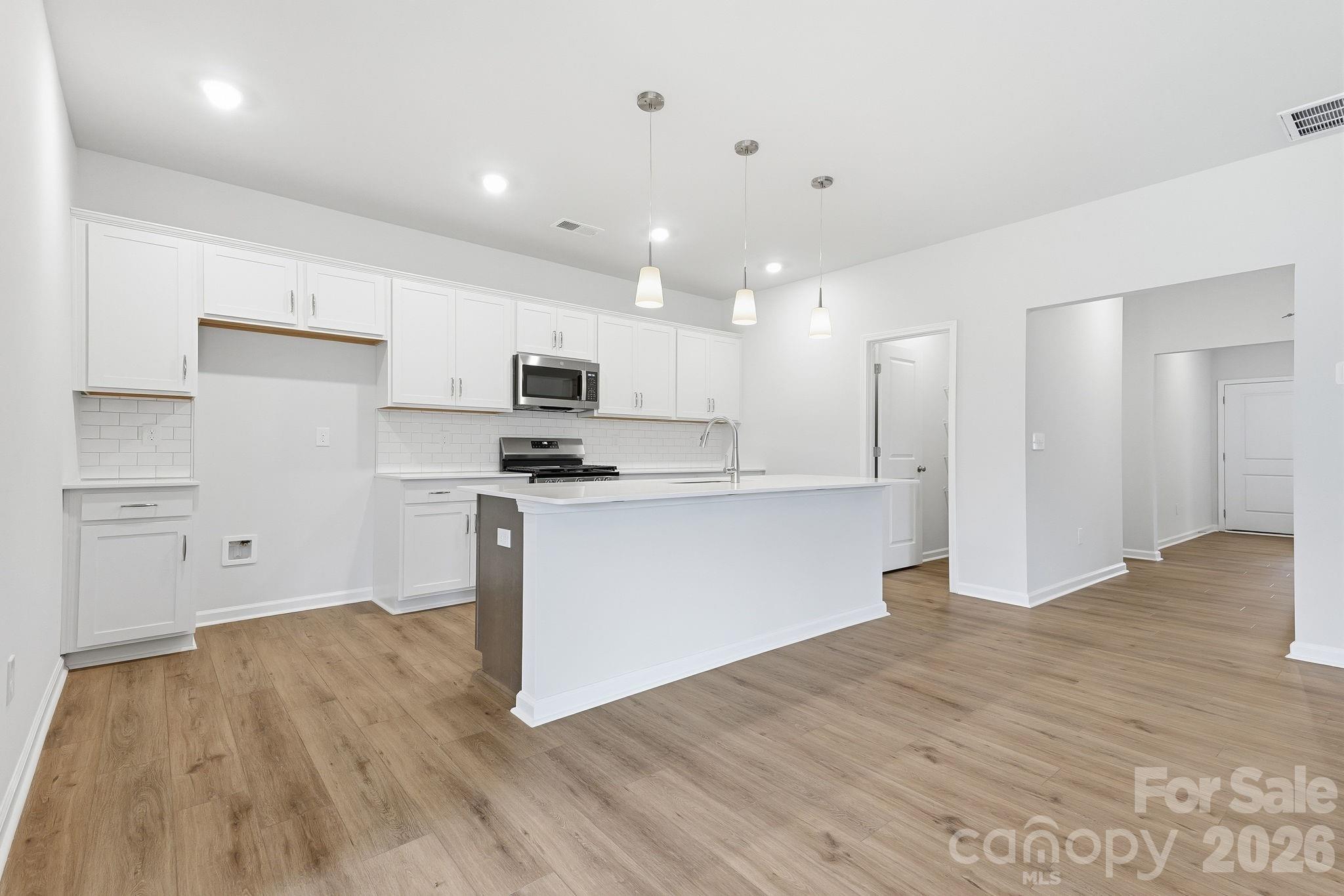 204 Rodeo Drive 26 Property Photo 8