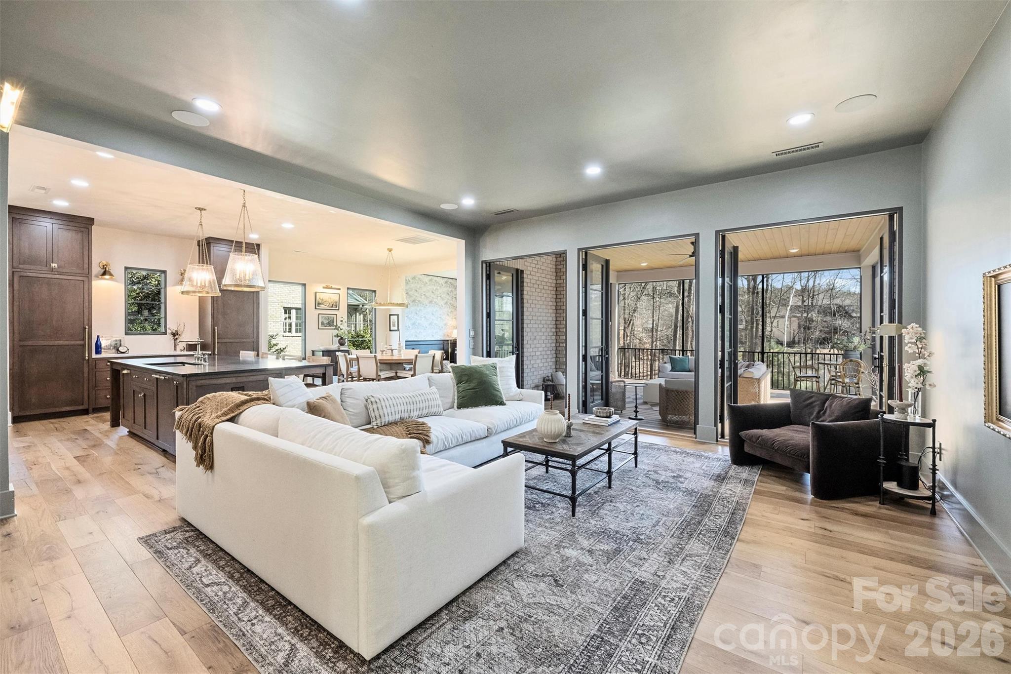 1521 Reflection Pointe Boulevard Property Photo 7
