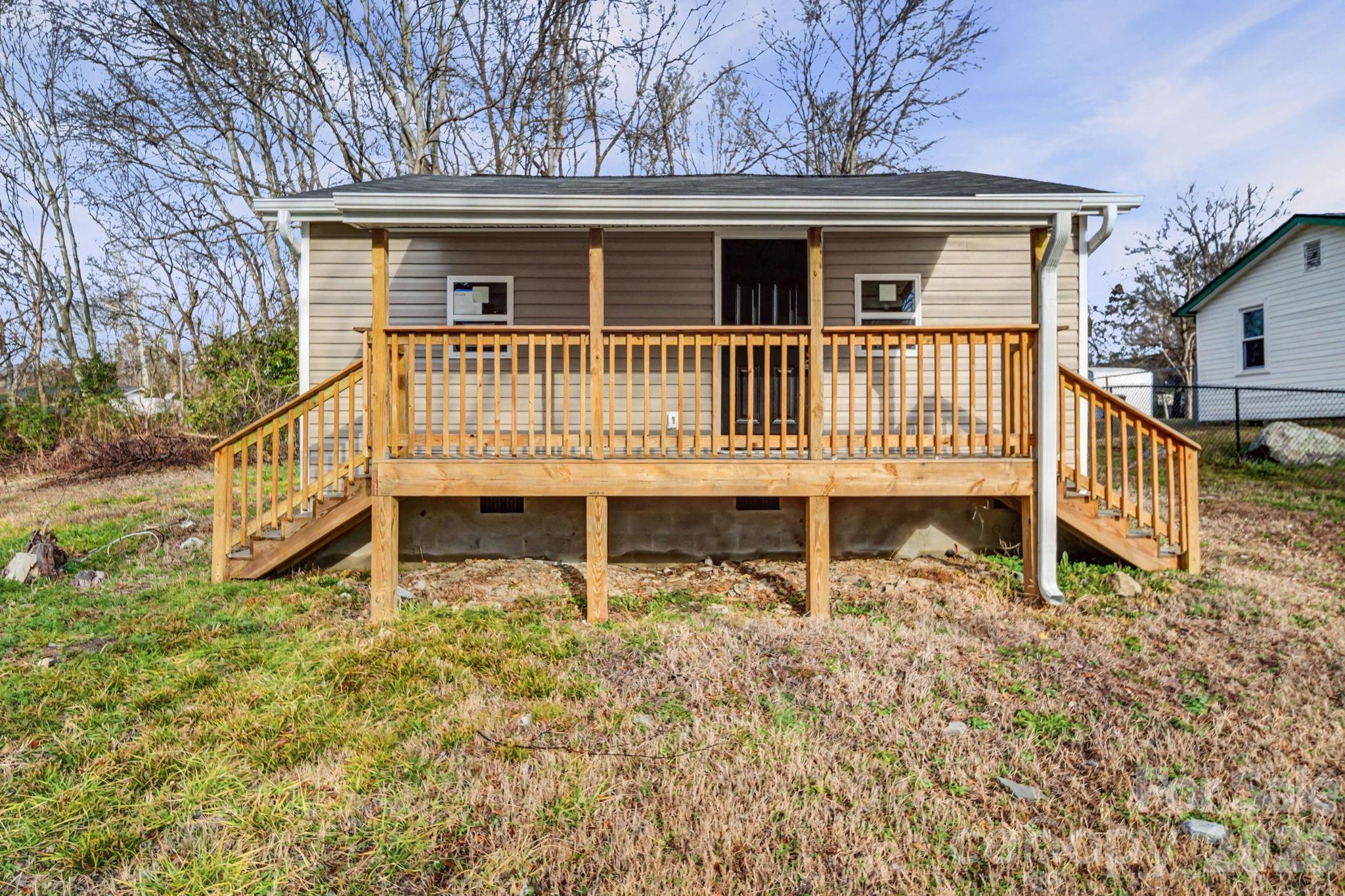 1450 Stroupe Street Property Photo 2