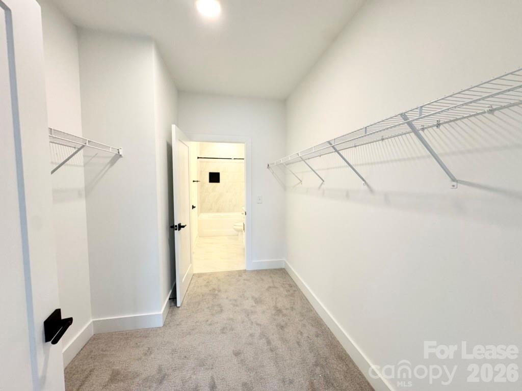 175 W Black Street 309 Property Photo 4