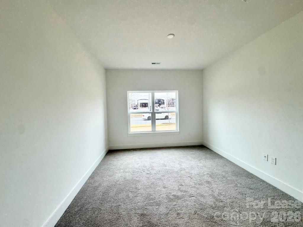 175 W Black Street 309 Property Photo 11