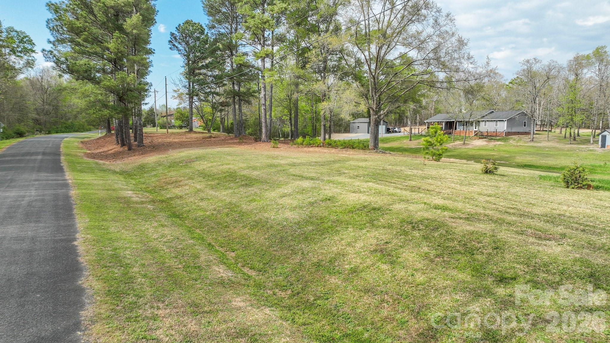 1925 Sojourn Road Property Photo 8