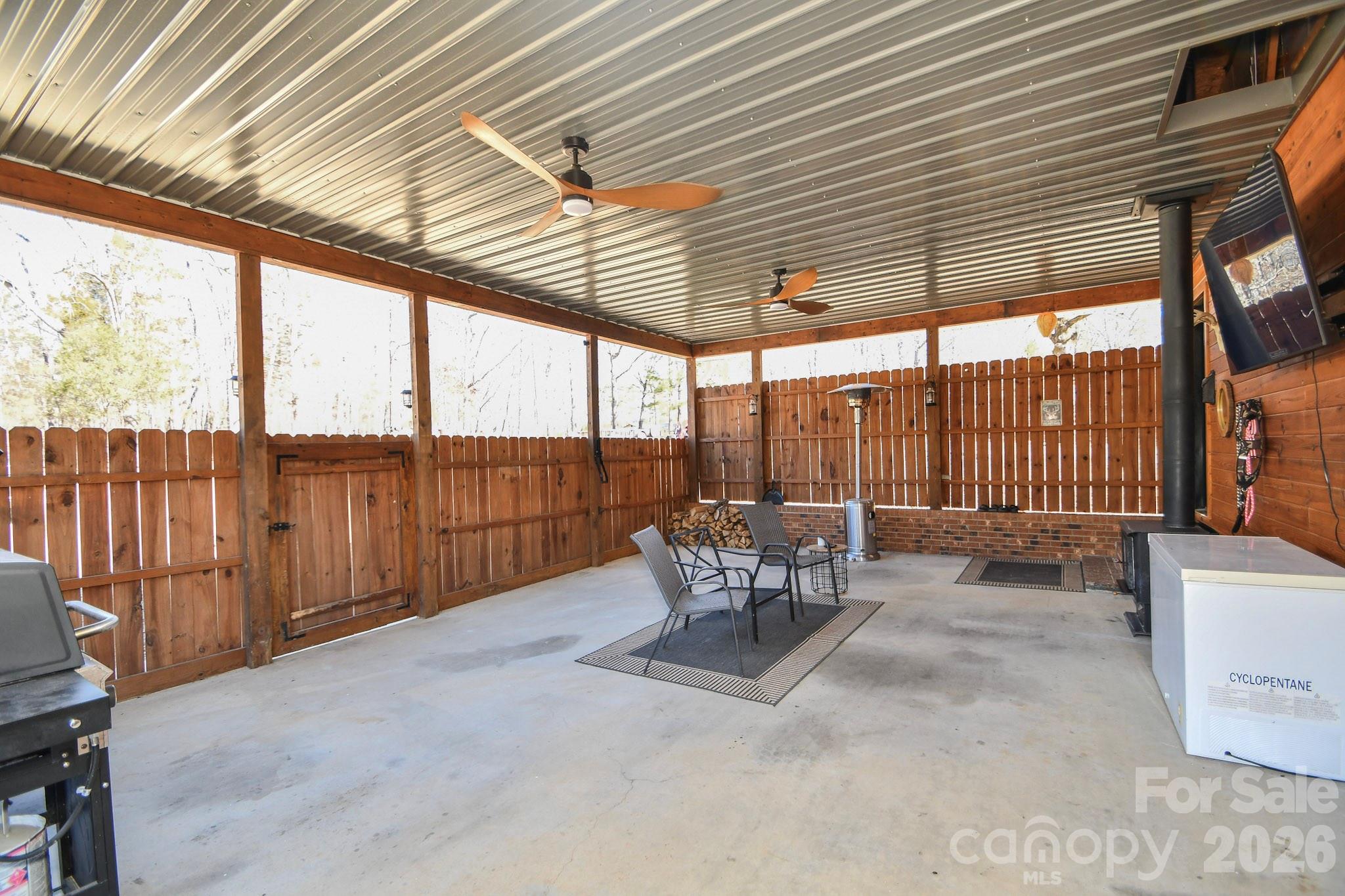 1925 Sojourn Road Property Photo 18