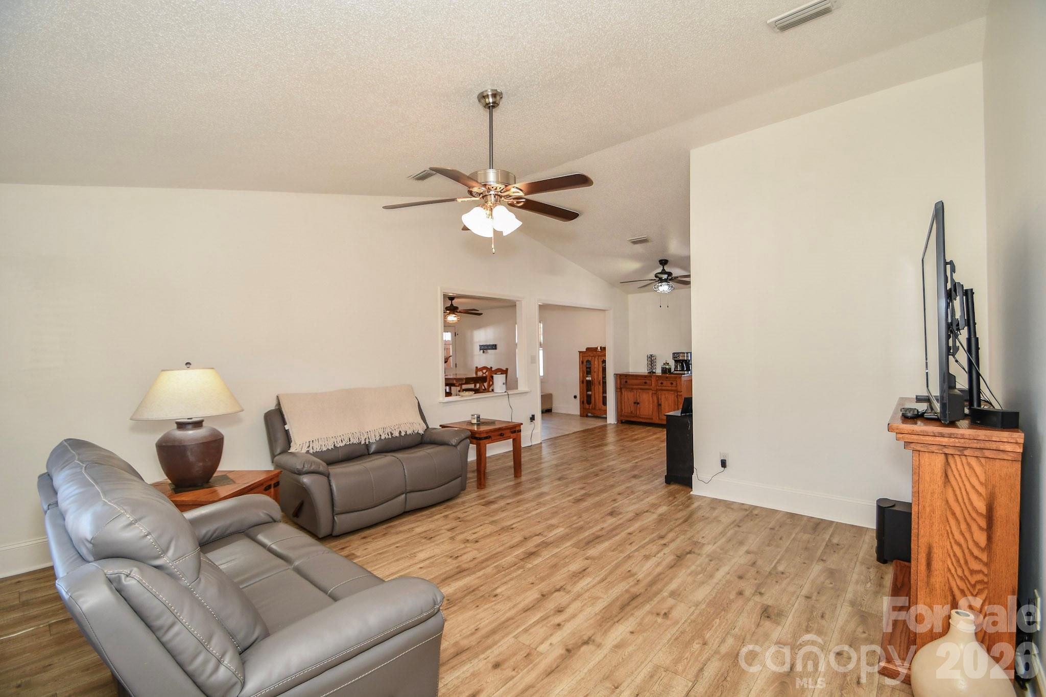 1925 Sojourn Road Property Photo 34