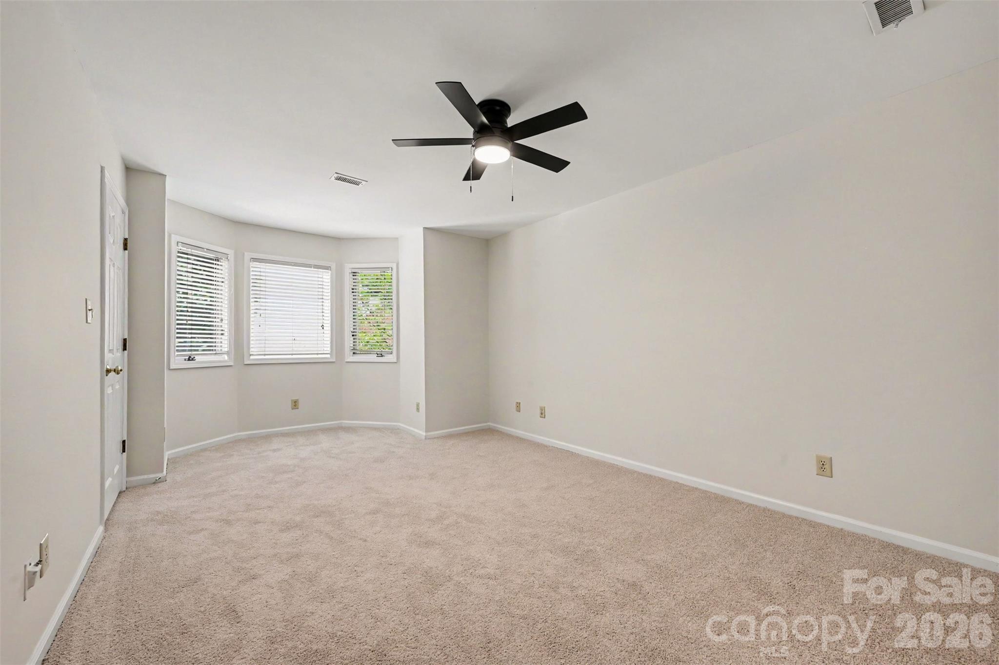 1036 Wexford Place Property Photo 13