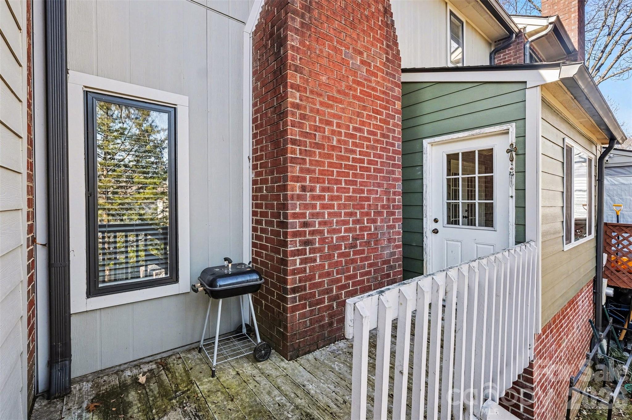 1036 Wexford Place Property Photo 19