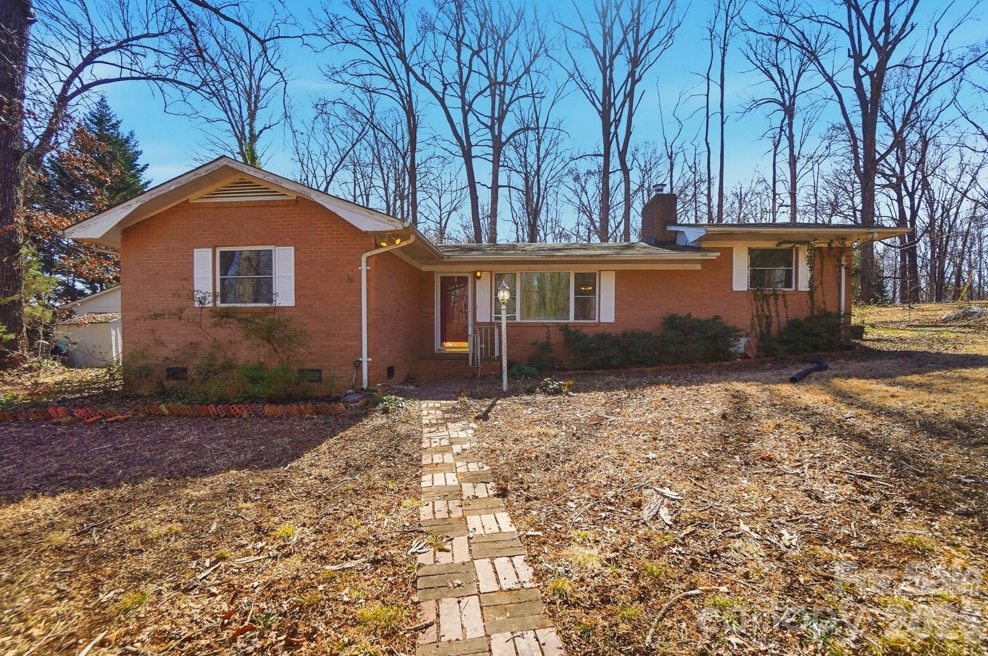 10608 Glenmac Road Property Photo 2