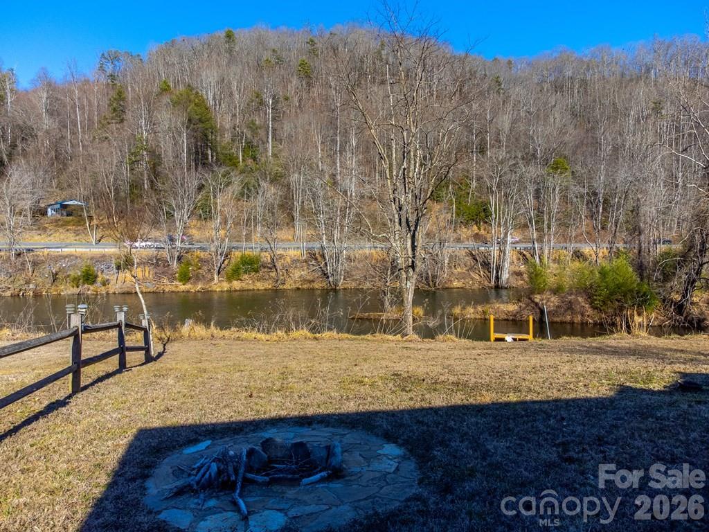 990 Hornet Drive Property Photo 25