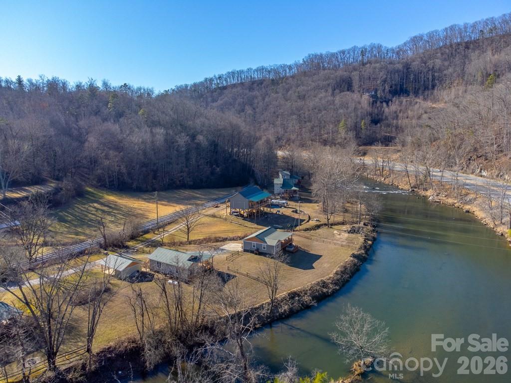990 Hornet Drive Property Photo 31