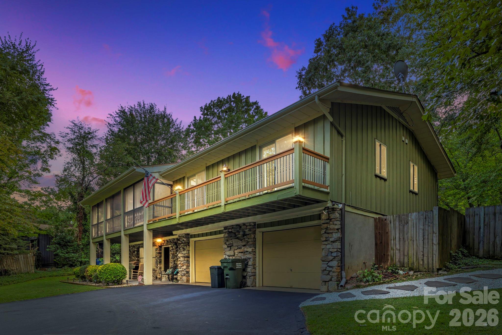 3017 Chestnut Tree Road Property Photo 1